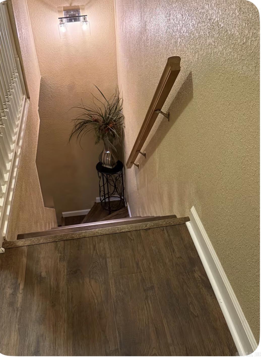 CHELSEA HEIGHTS CONDO - Residential