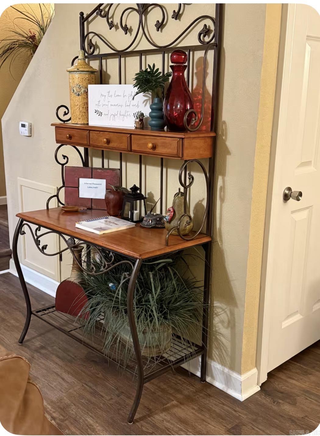 CHELSEA HEIGHTS CONDO - Residential