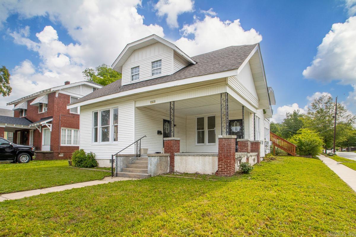 Weldon E Wrights - Residential Income