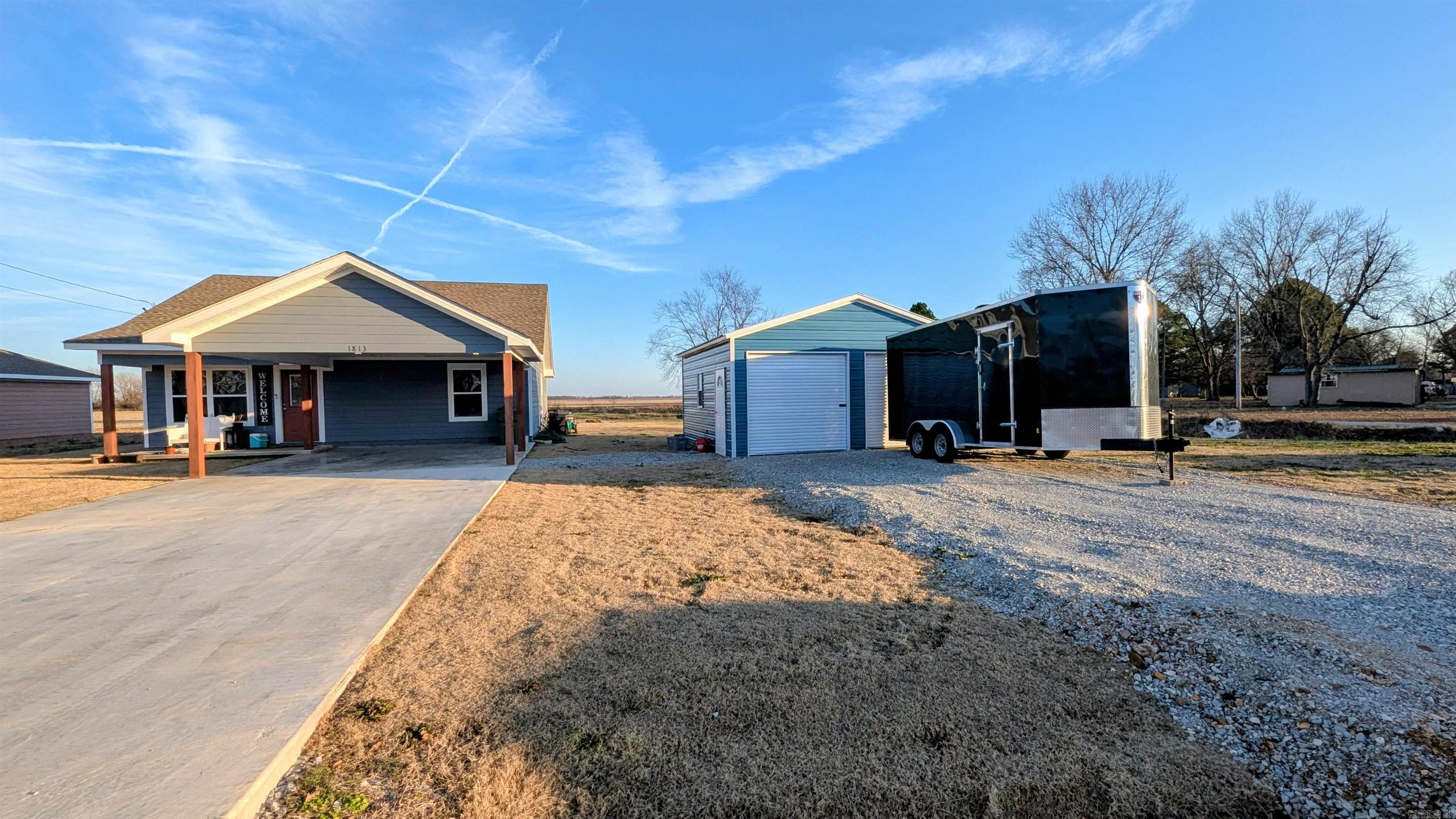 HX0205 - LILLIES CROSSING - Residential