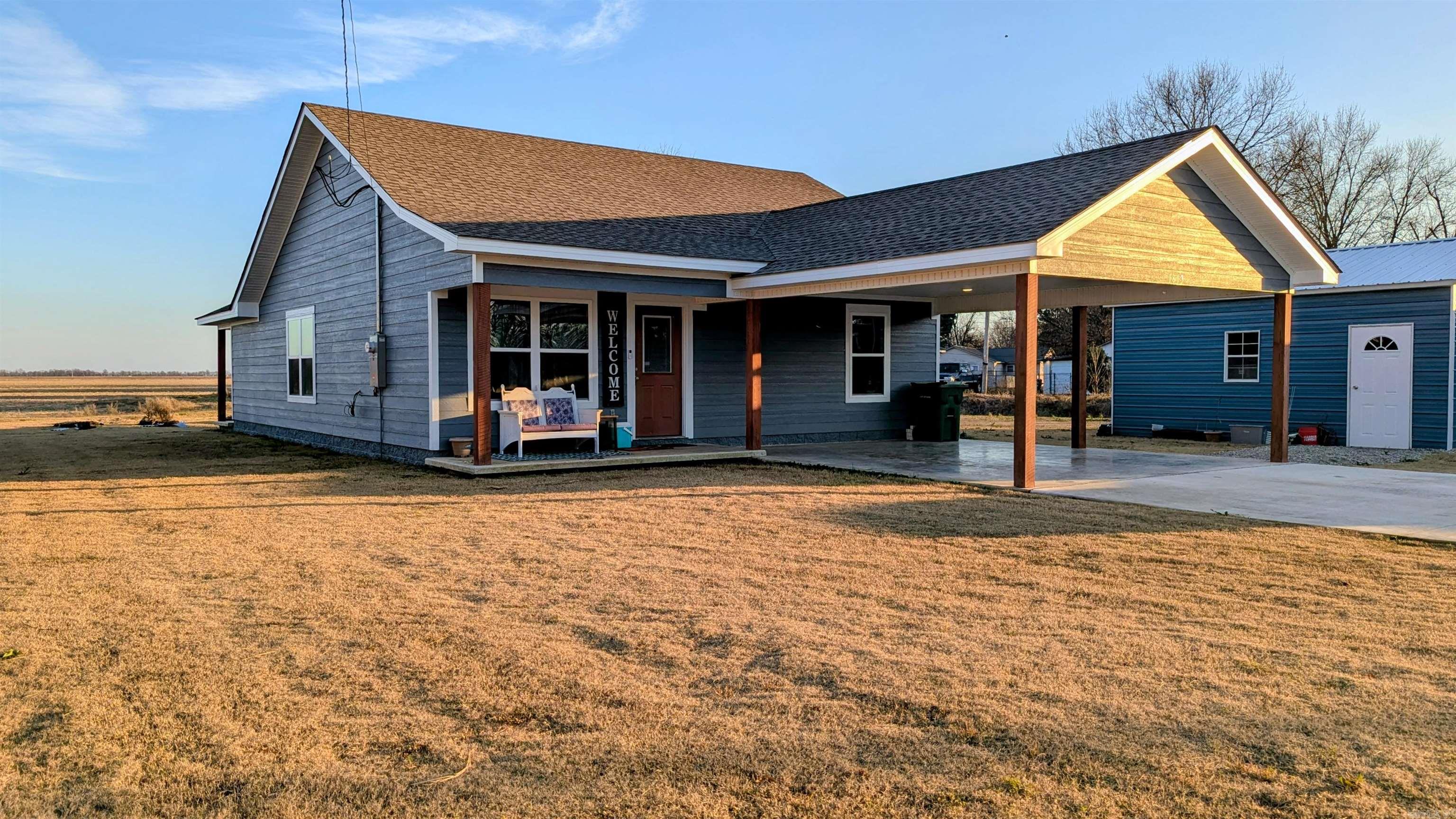 HX0205 - LILLIES CROSSING - Residential