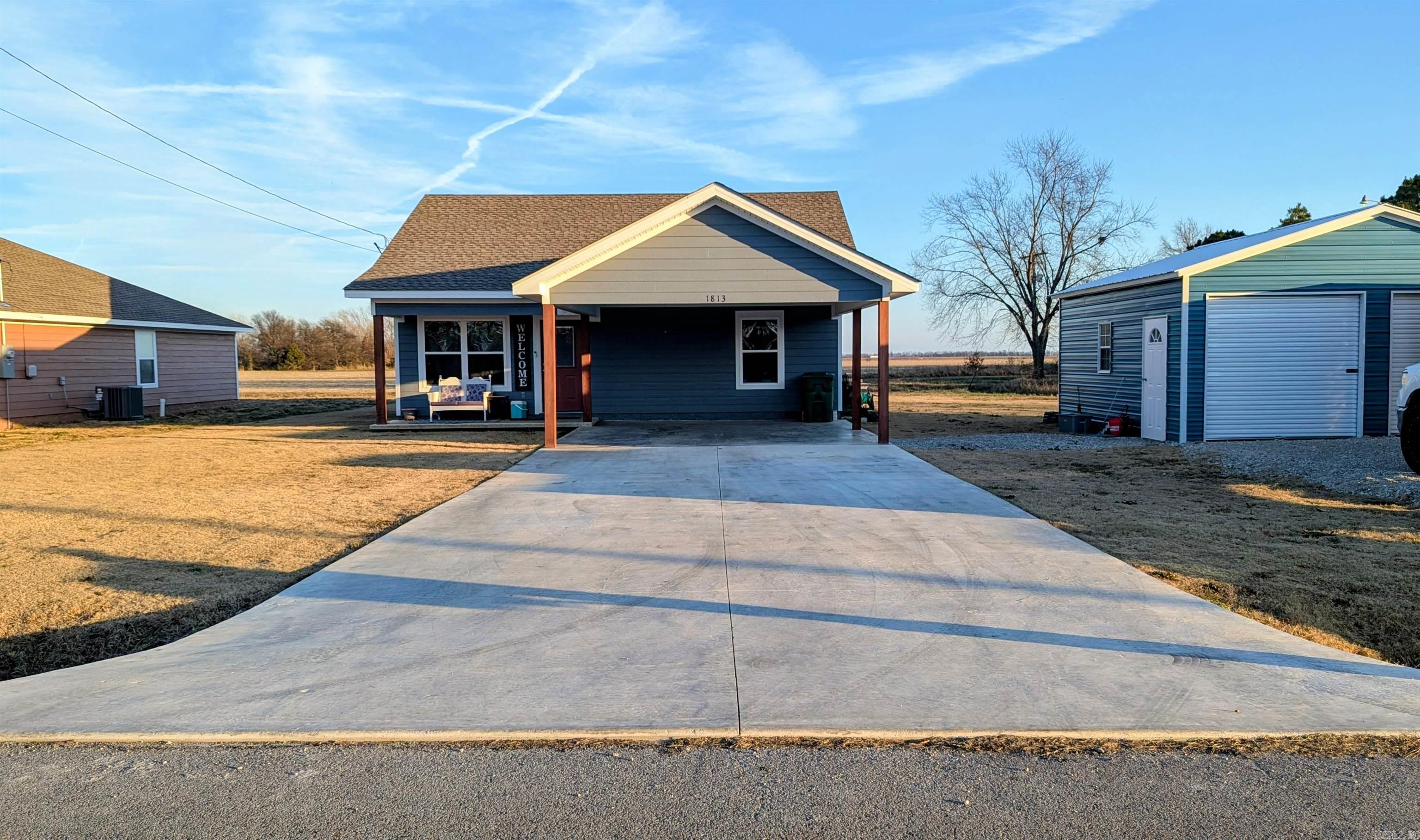 HX0205 - LILLIES CROSSING - Residential