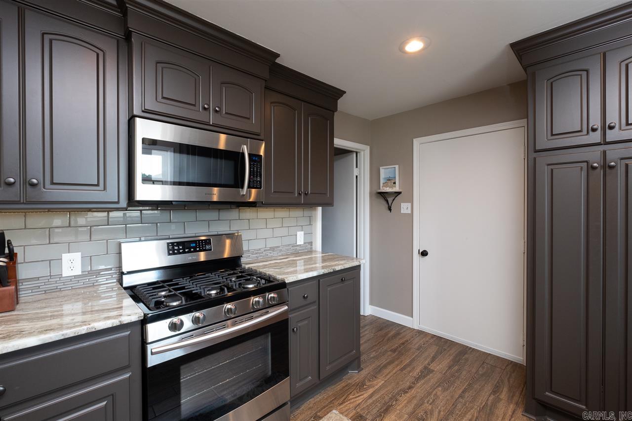 PARKWAY PLACE - Residential