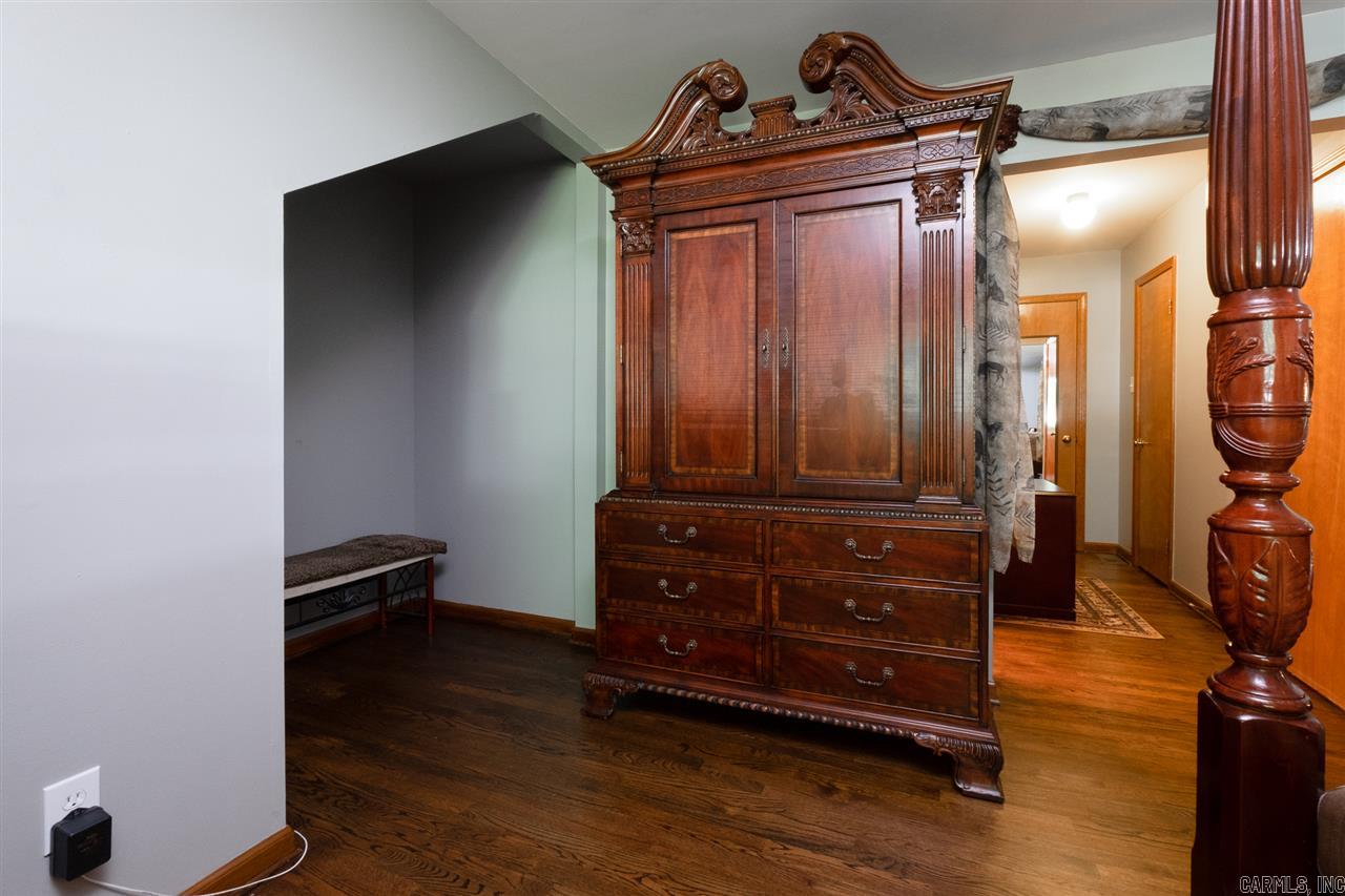 PARKWAY PLACE - Residential