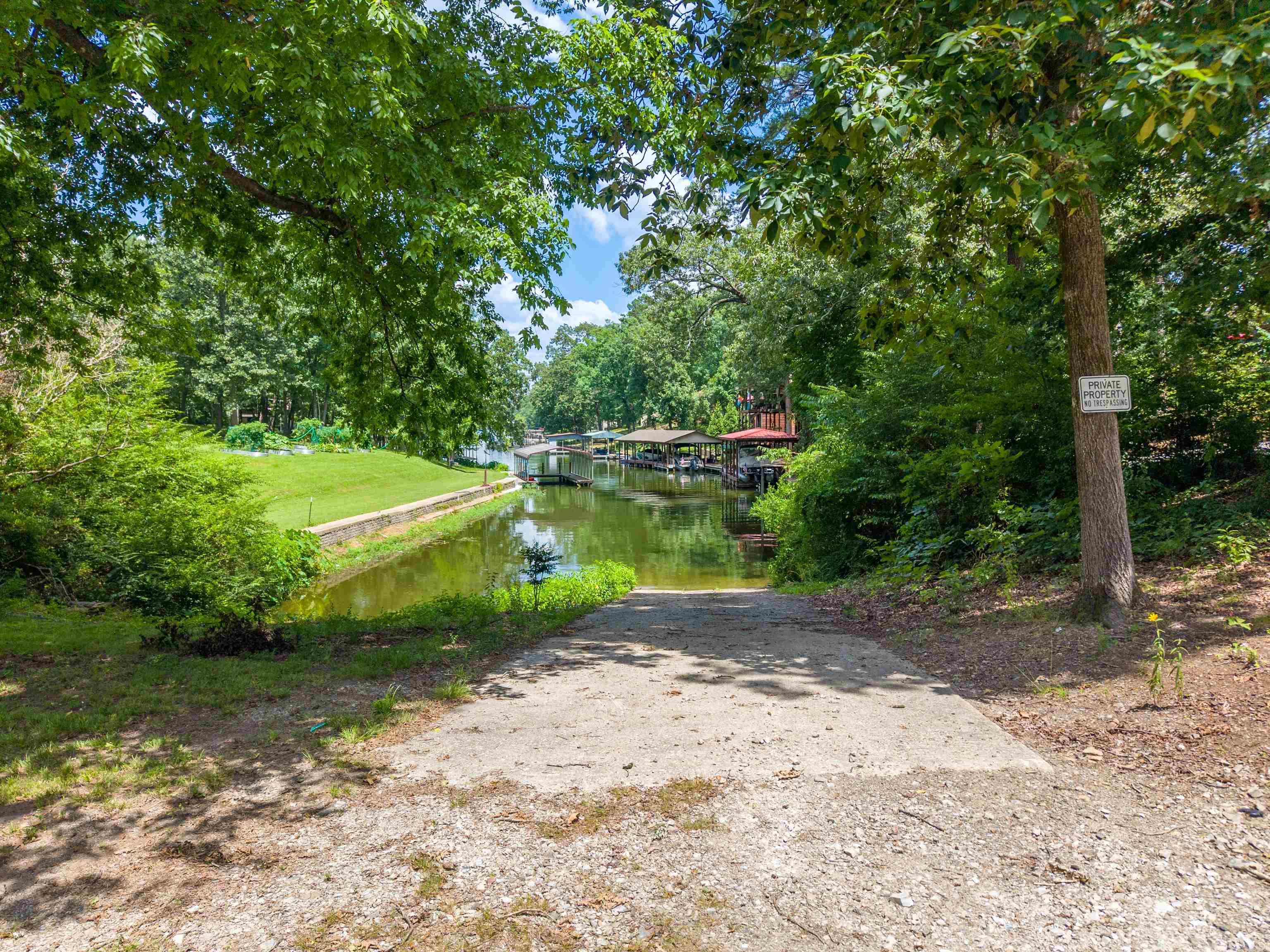 SHADY REST - Residential