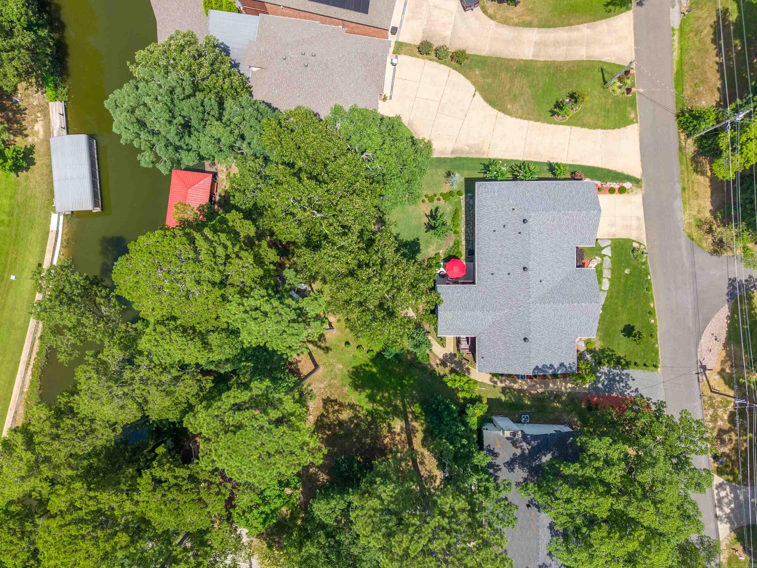 SHADY REST - Residential