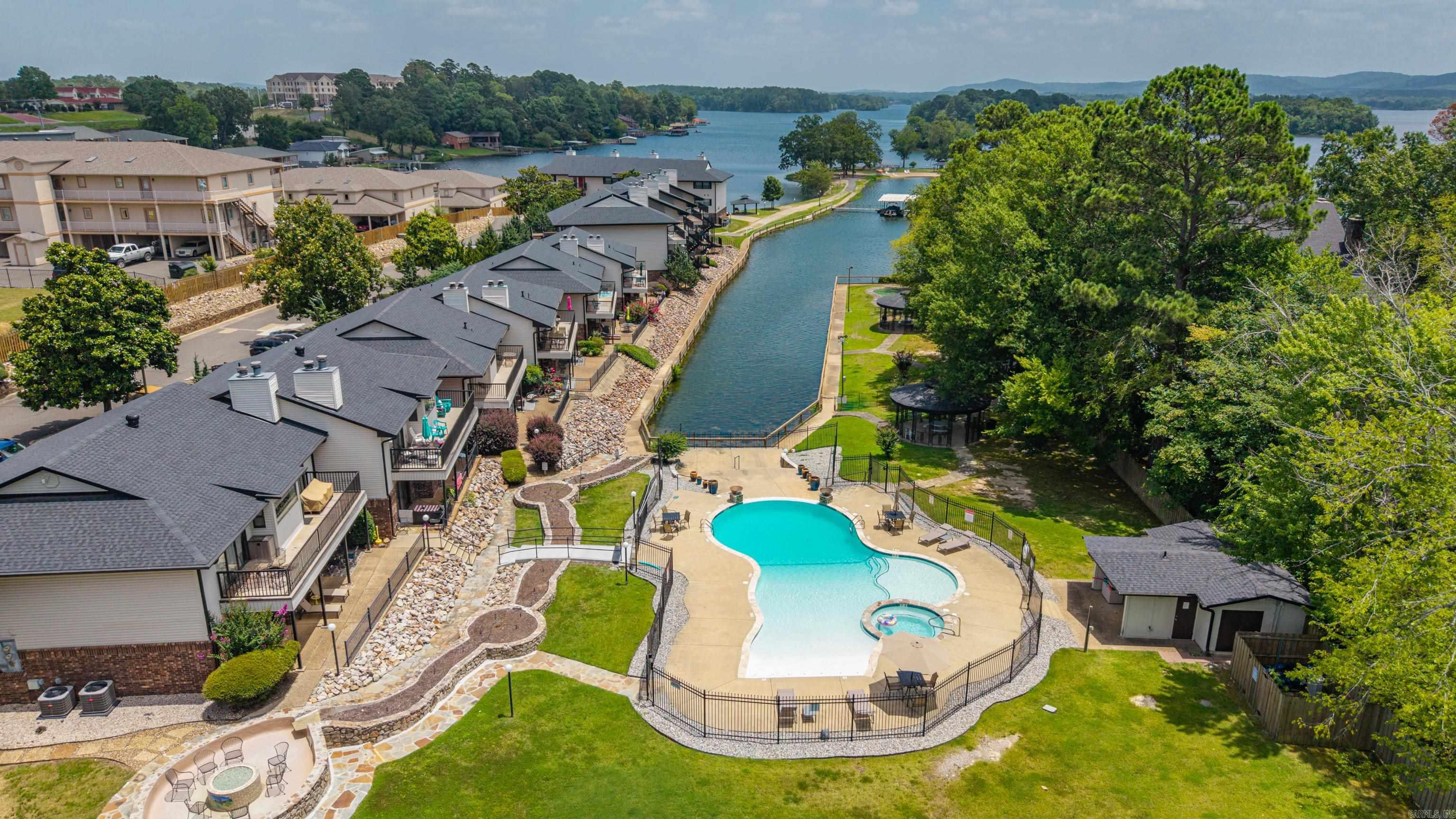 EMERALD ISLE HPR - Residential