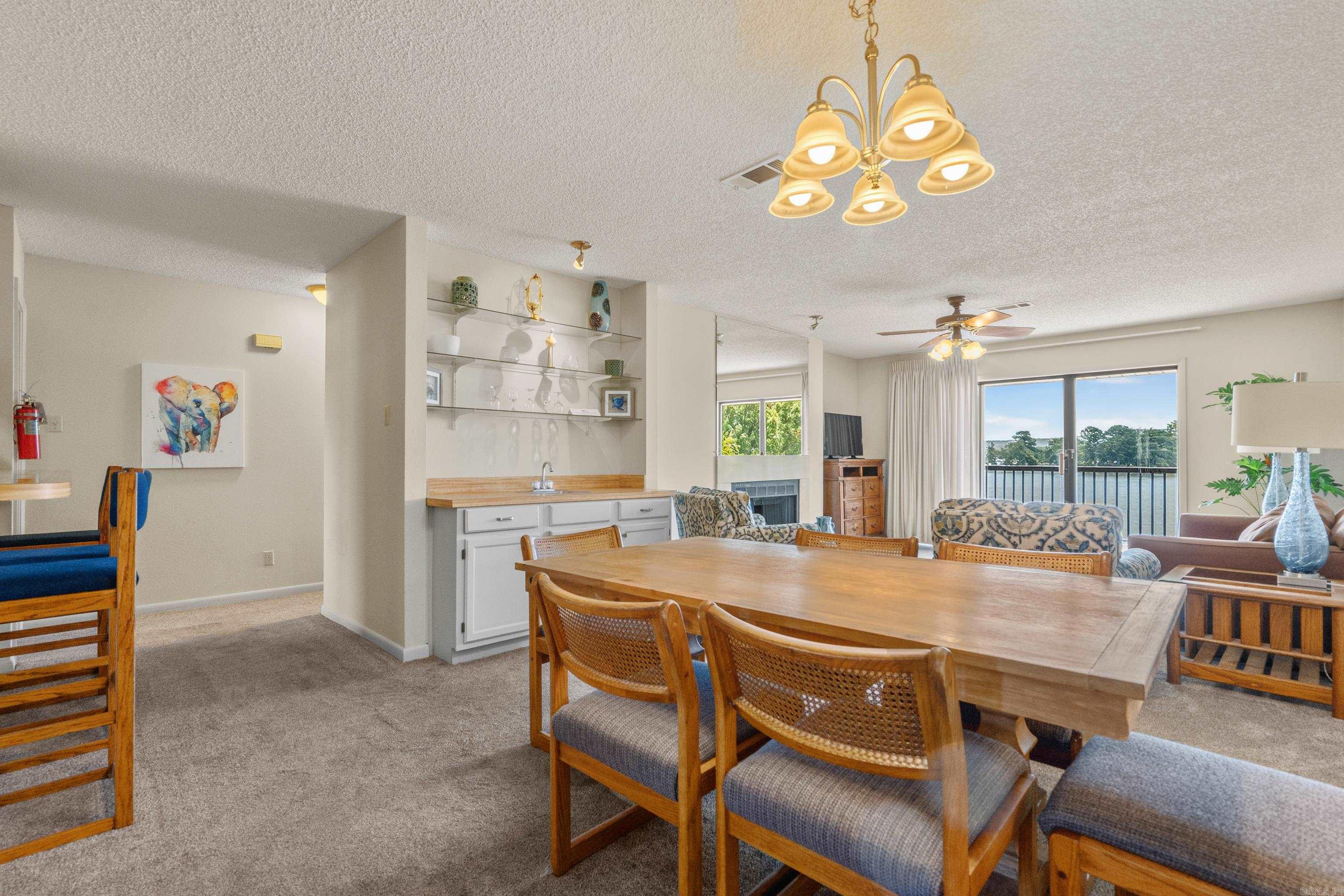 EMERALD ISLE HPR - Residential