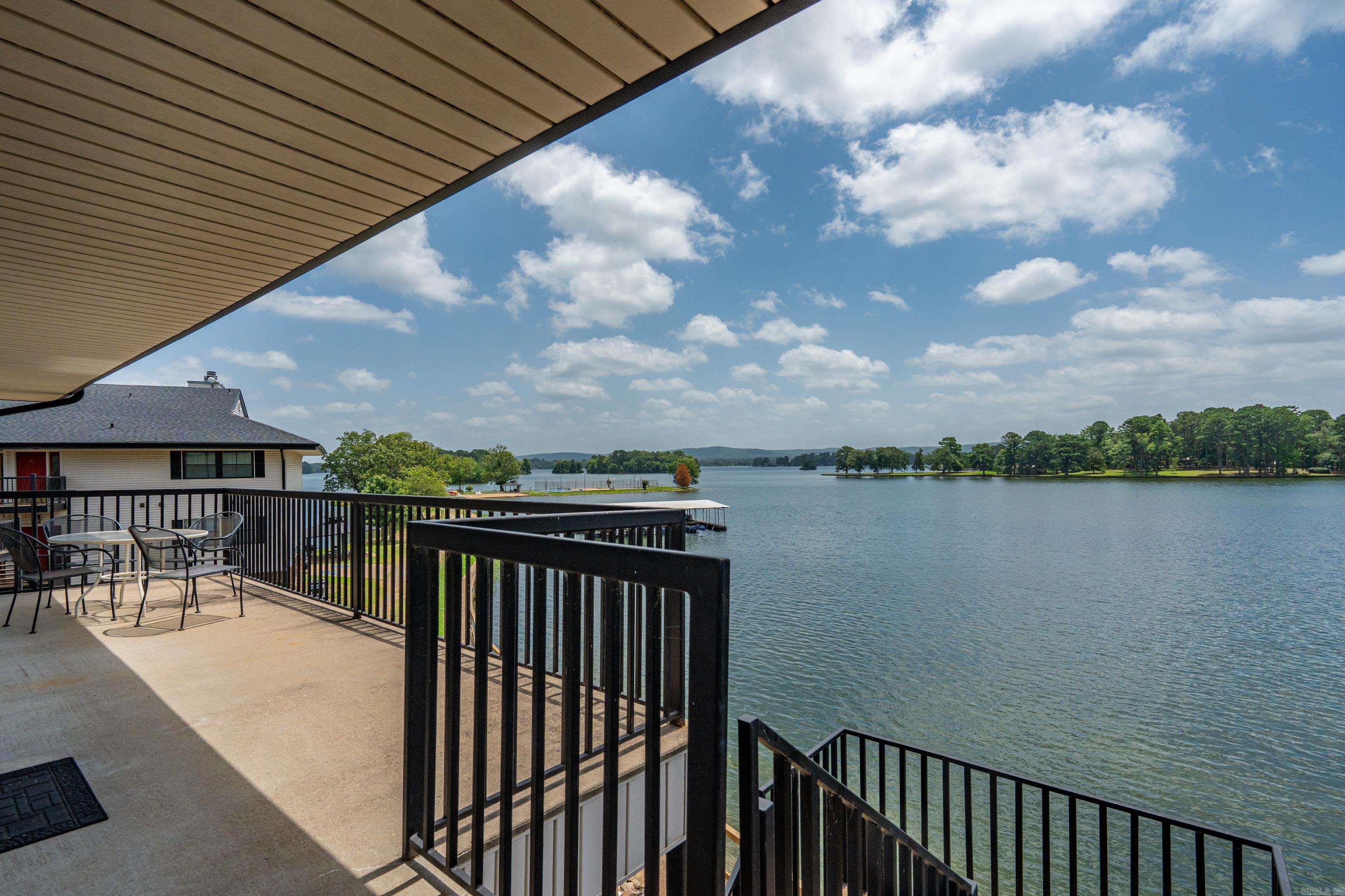 EMERALD ISLE HPR - Residential