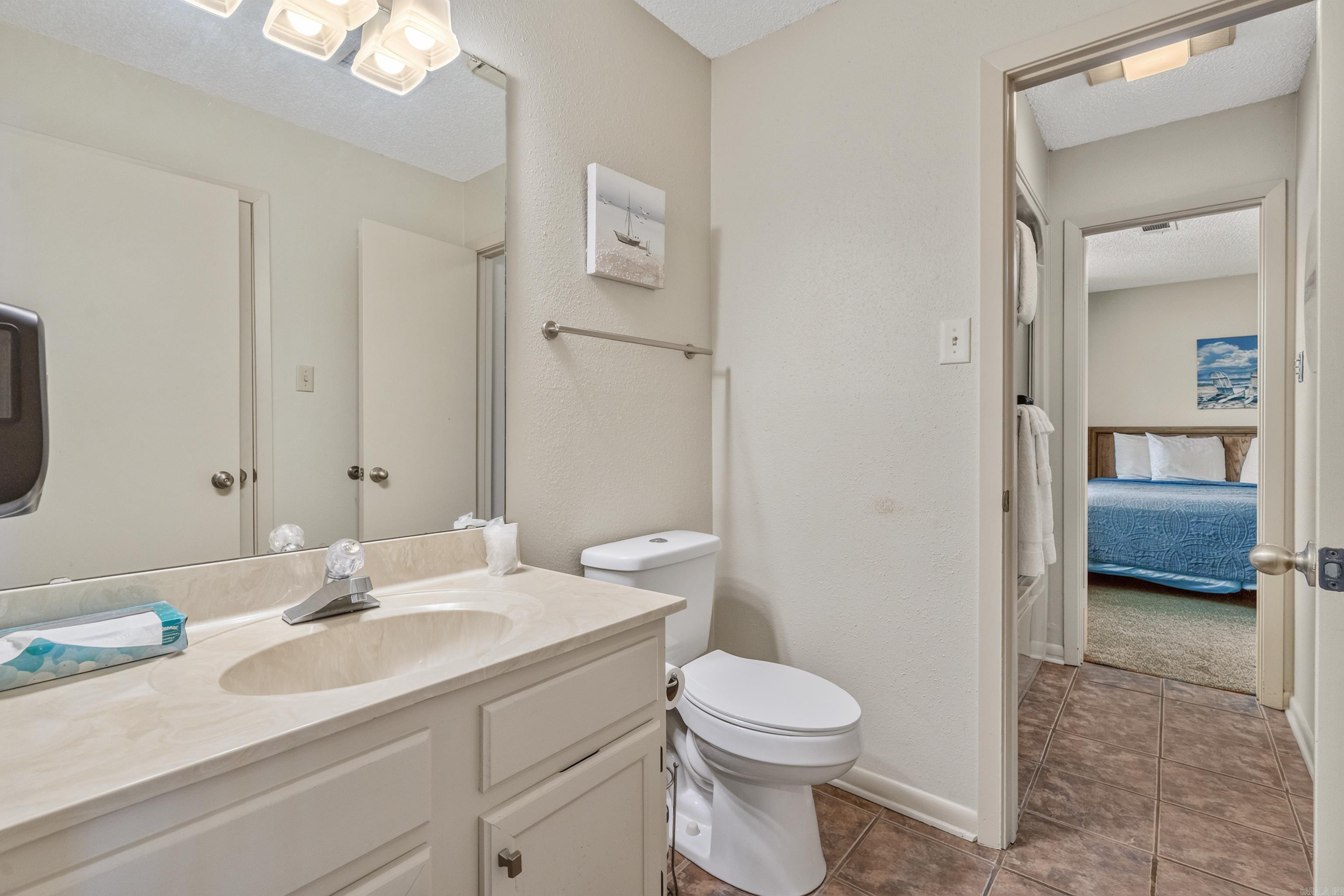 EMERALD ISLE HPR - Residential