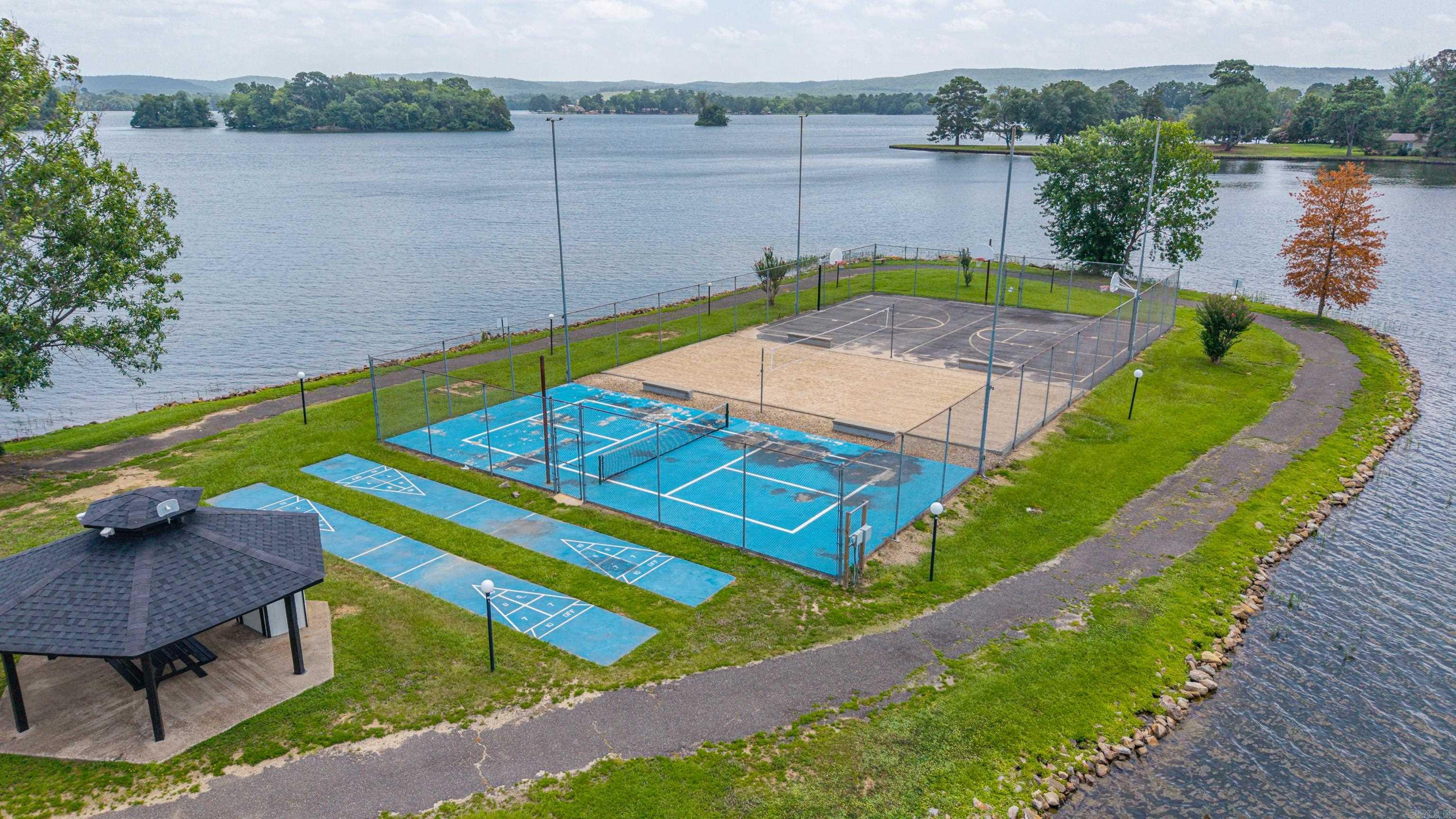 EMERALD ISLE HPR - Residential