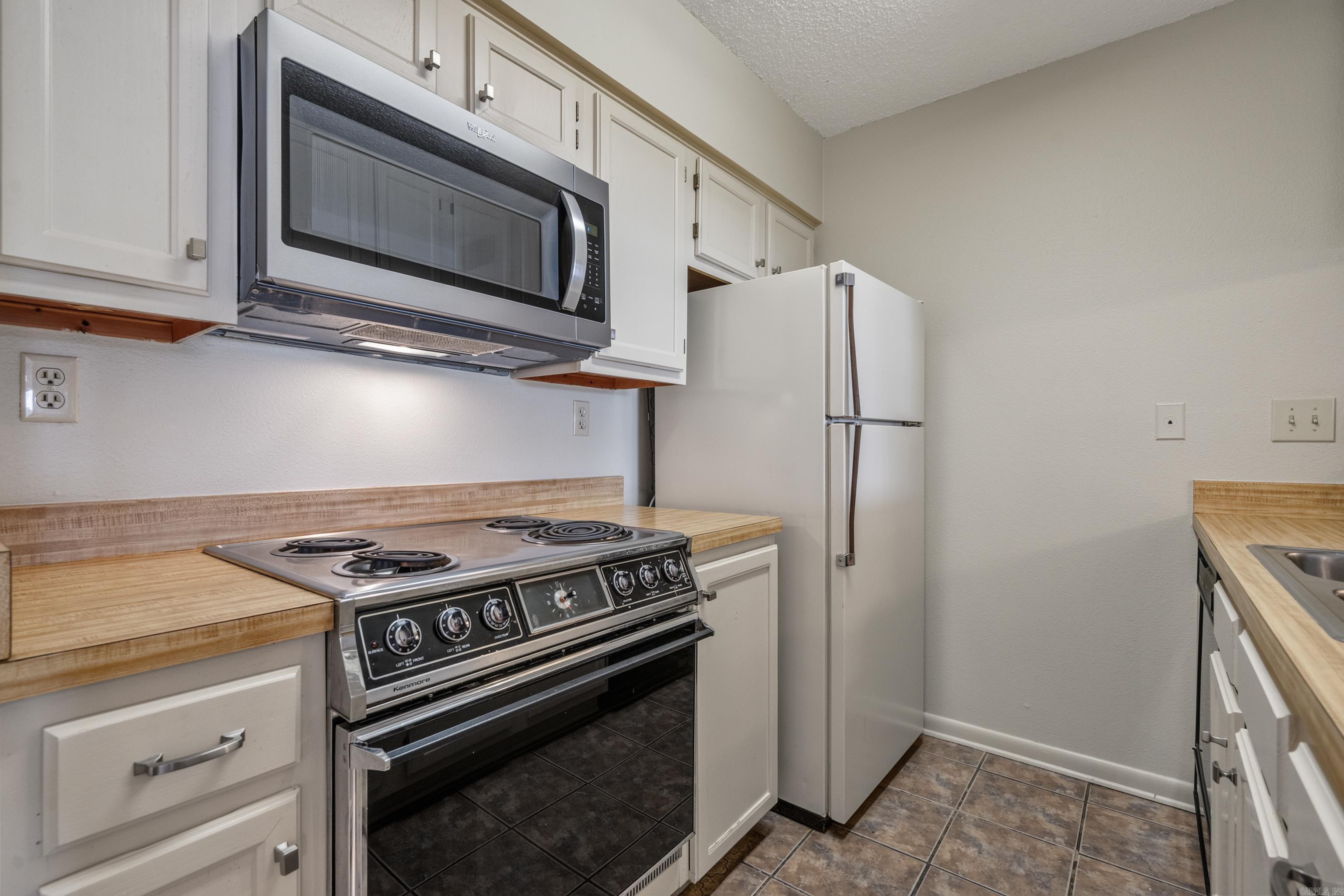 EMERALD ISLE HPR - Residential
