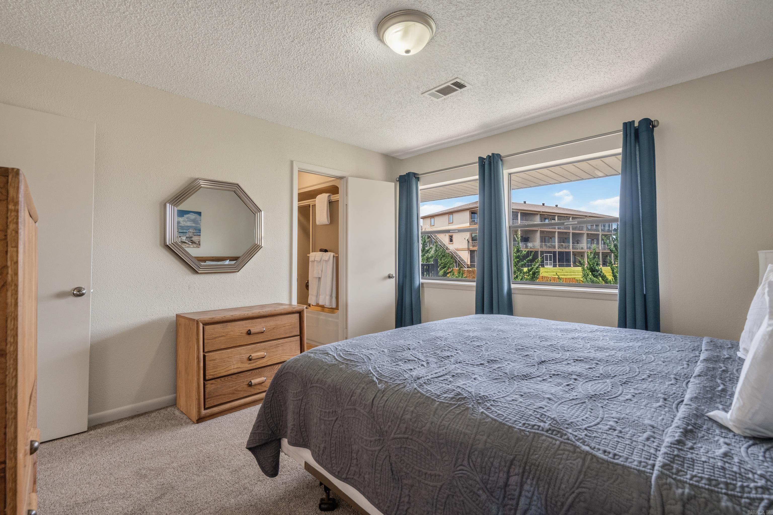 EMERALD ISLE HPR - Residential