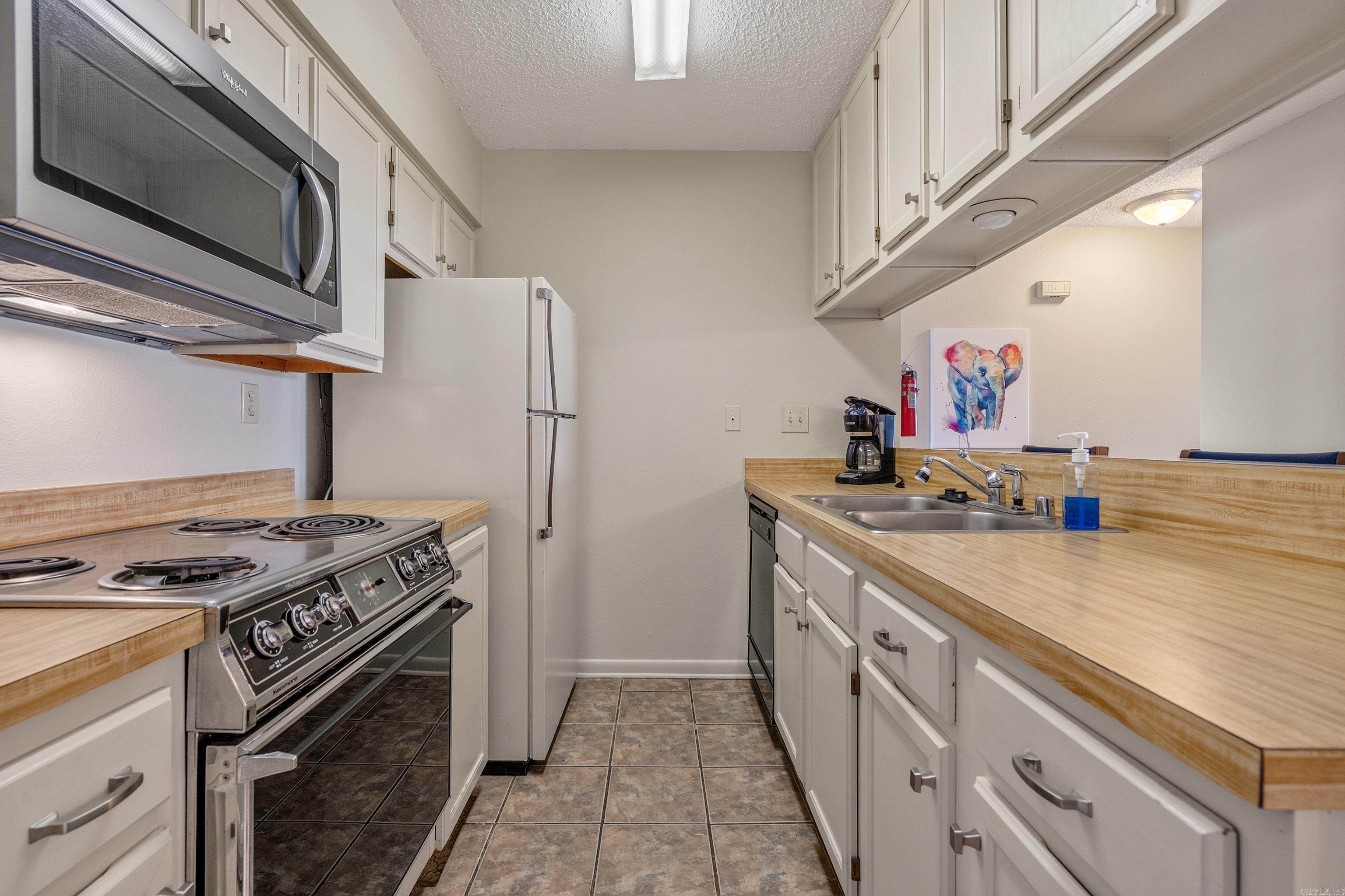 EMERALD ISLE HPR - Residential