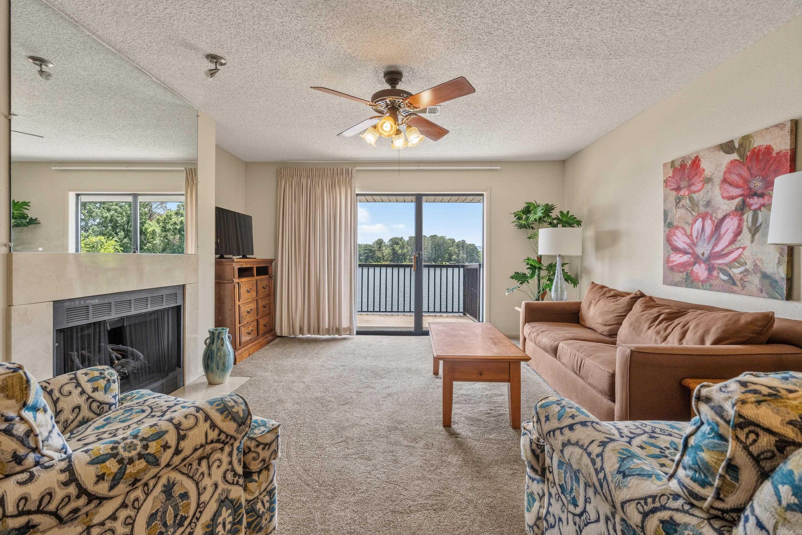 EMERALD ISLE HPR - Residential