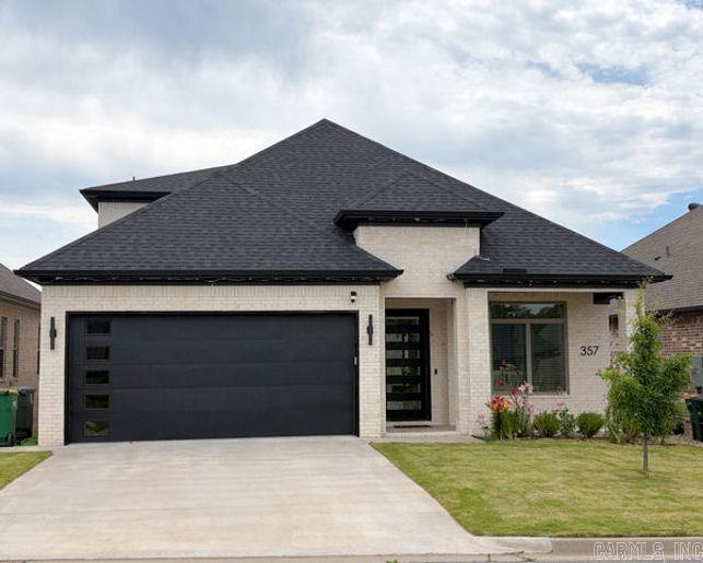 FLETCHER VALLEY "FLETCHER RIDGE" - Residential Lease