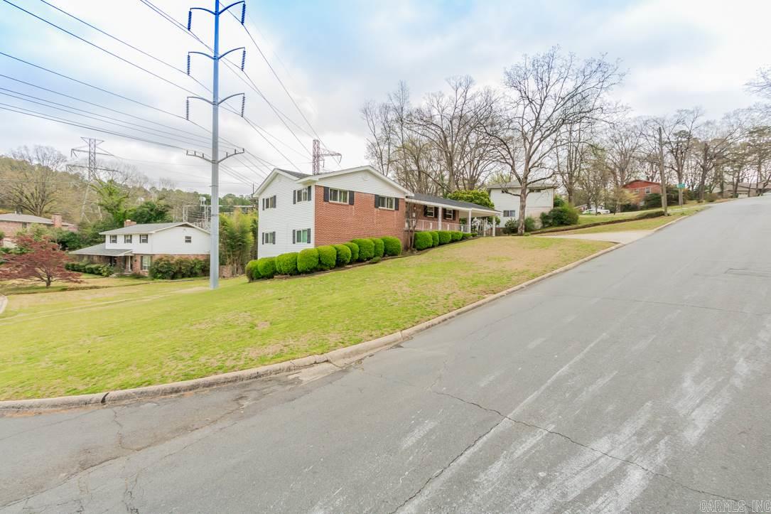 Hall Plaza - Residential