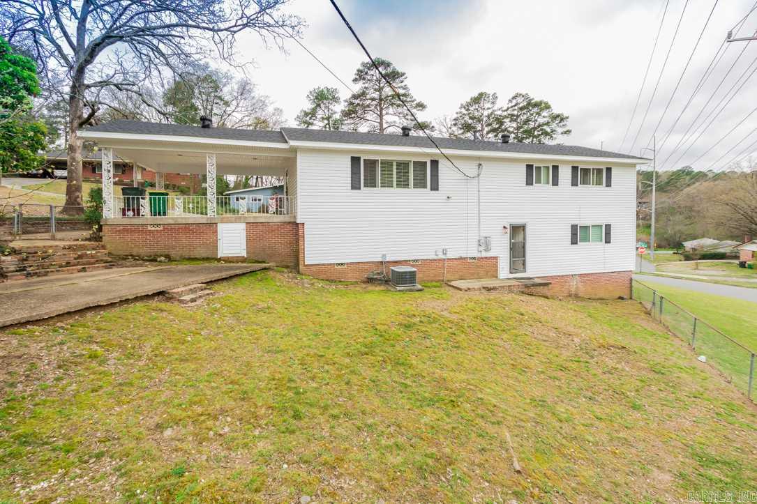 Hall Plaza - Residential