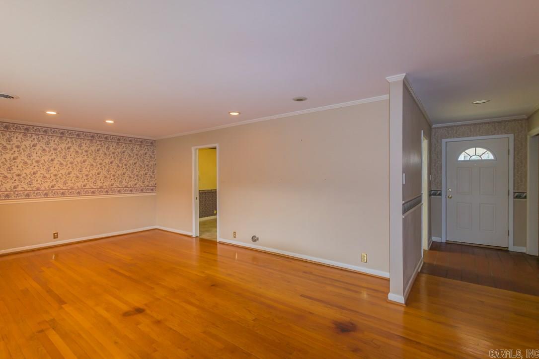 Hall Plaza - Residential