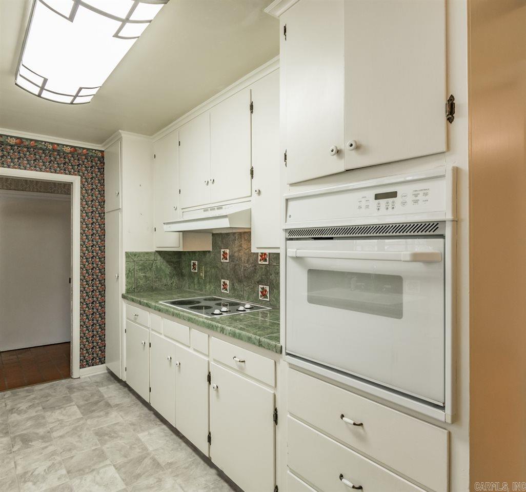 Hall Plaza - Residential
