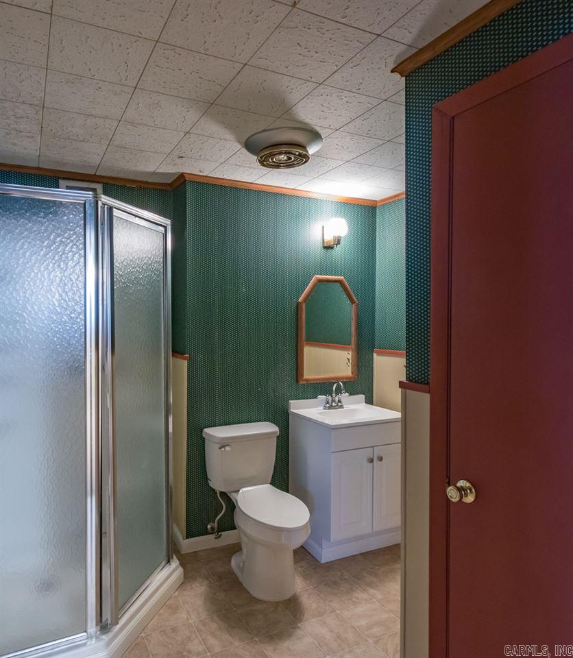 Hall Plaza - Residential