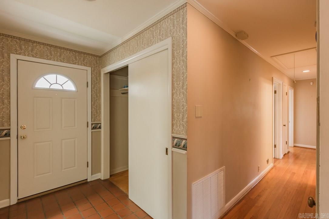 Hall Plaza - Residential