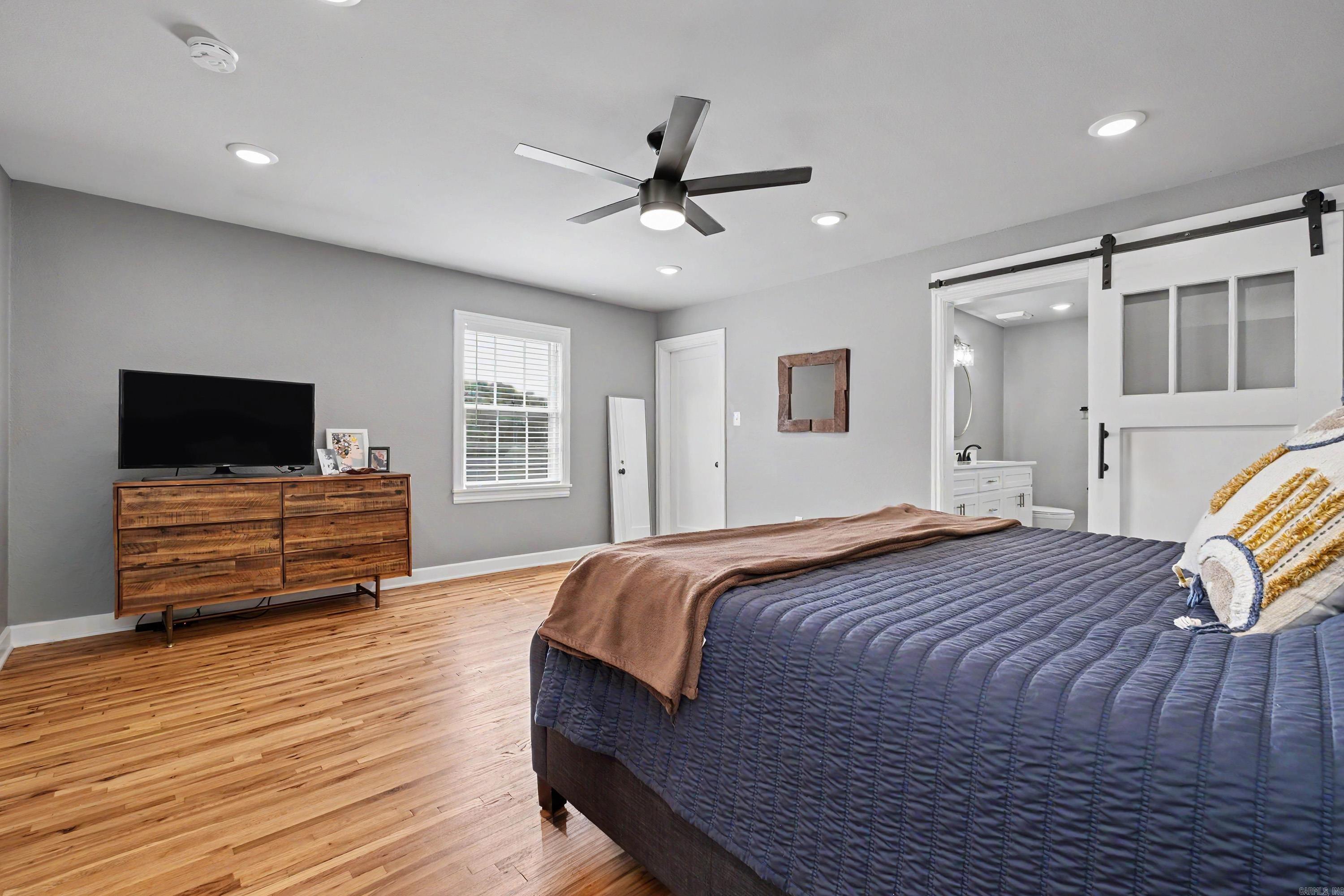 BRENTWOOD - Residential