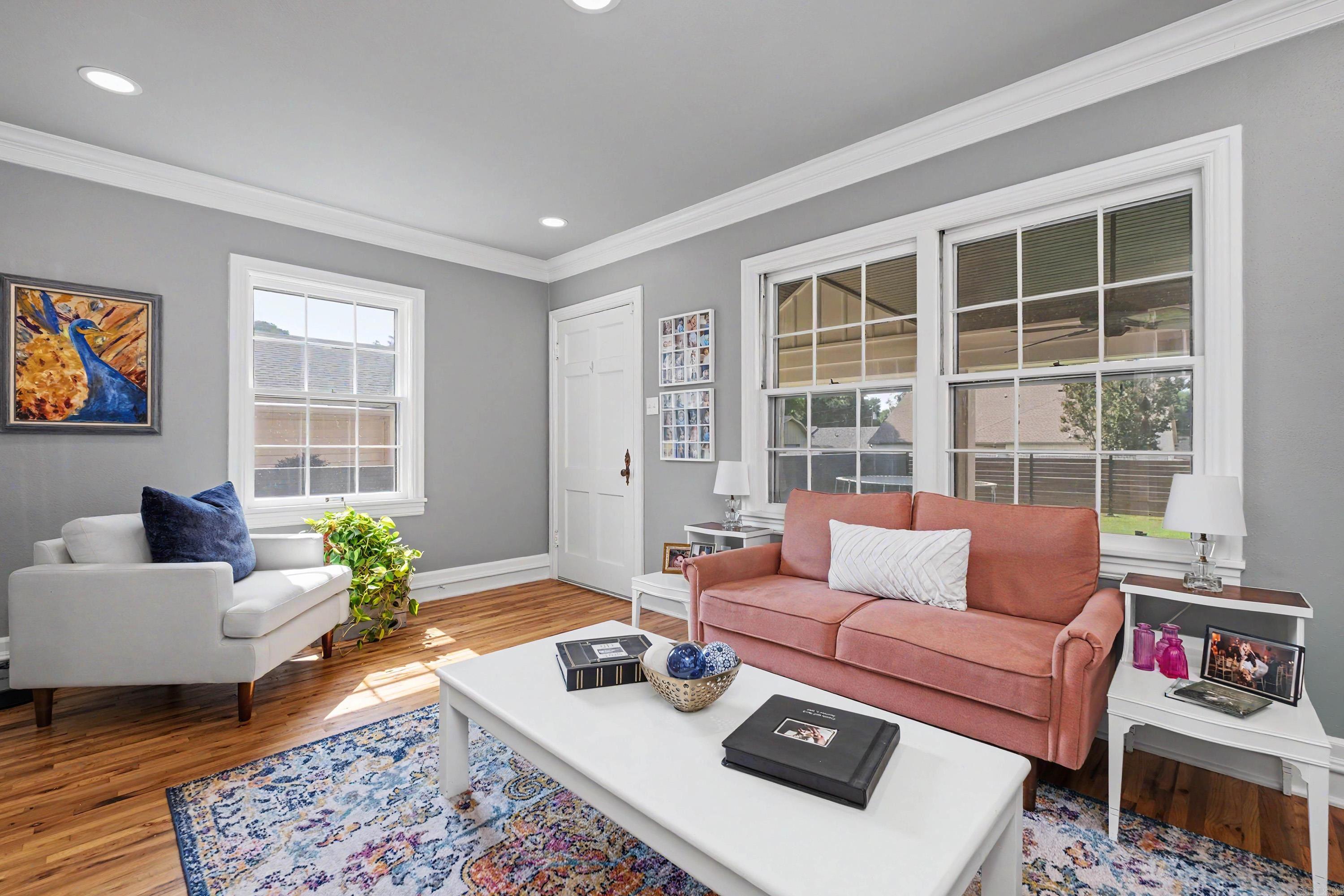 BRENTWOOD - Residential
