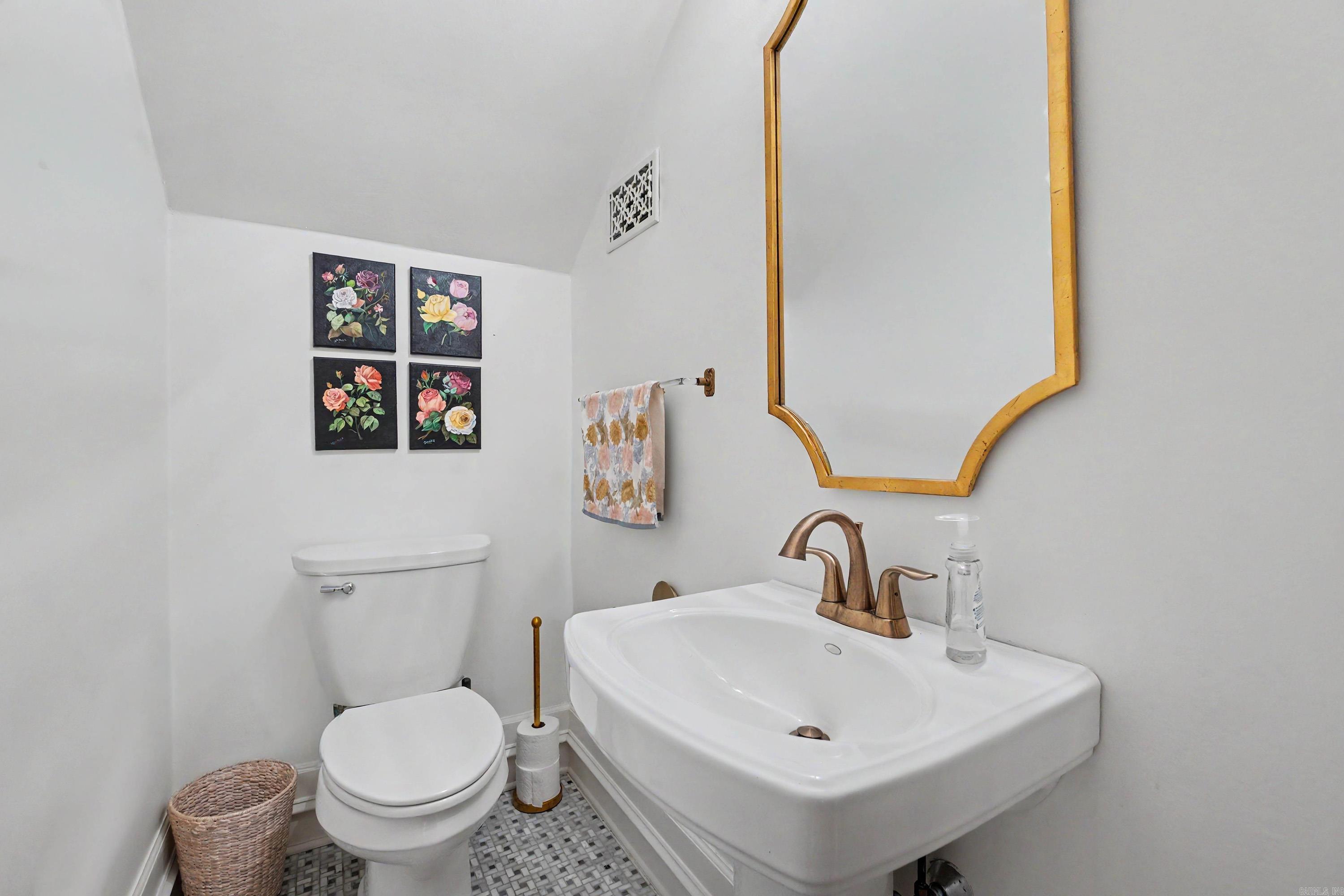 BRENTWOOD - Residential