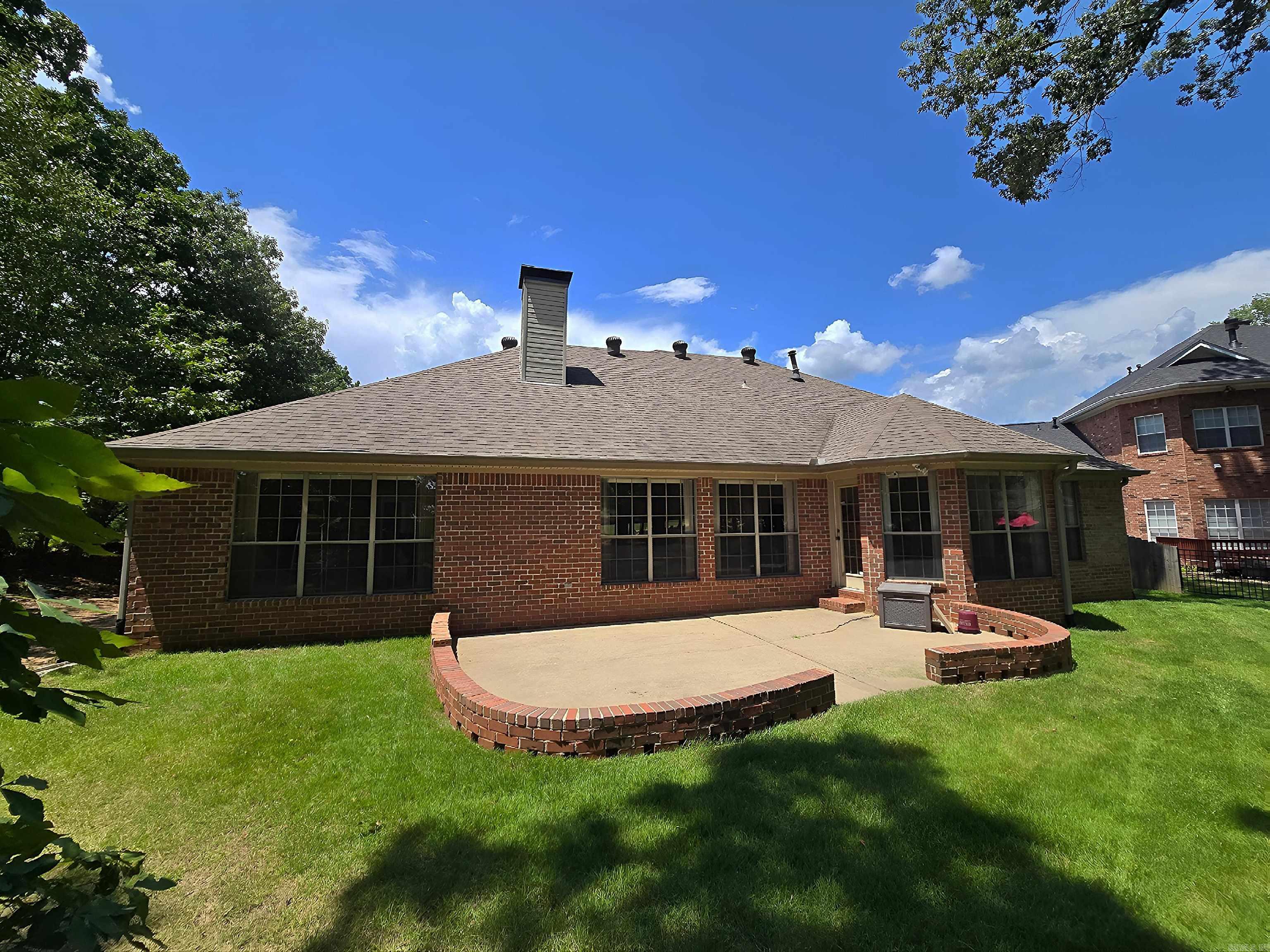 COUNTRY CLUB OF ARK THE - Residential