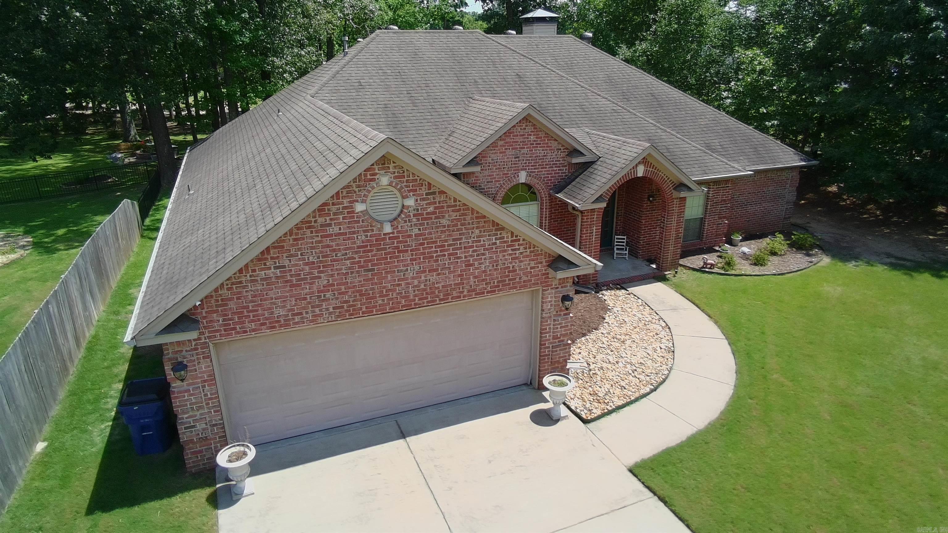 COUNTRY CLUB OF ARK THE - Residential