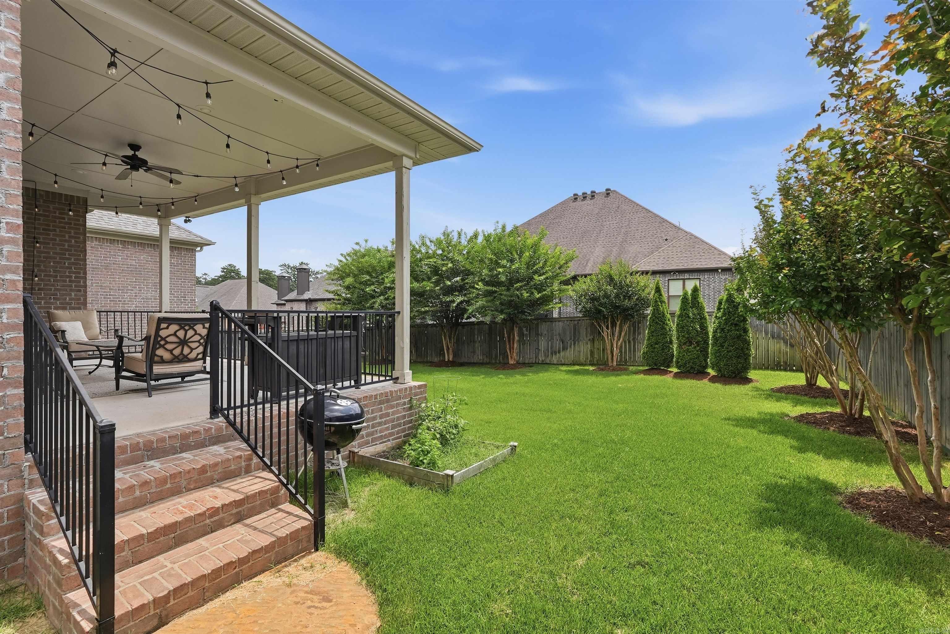 CHENAL VALLEY "MIRAMAR PLACE" - Residential