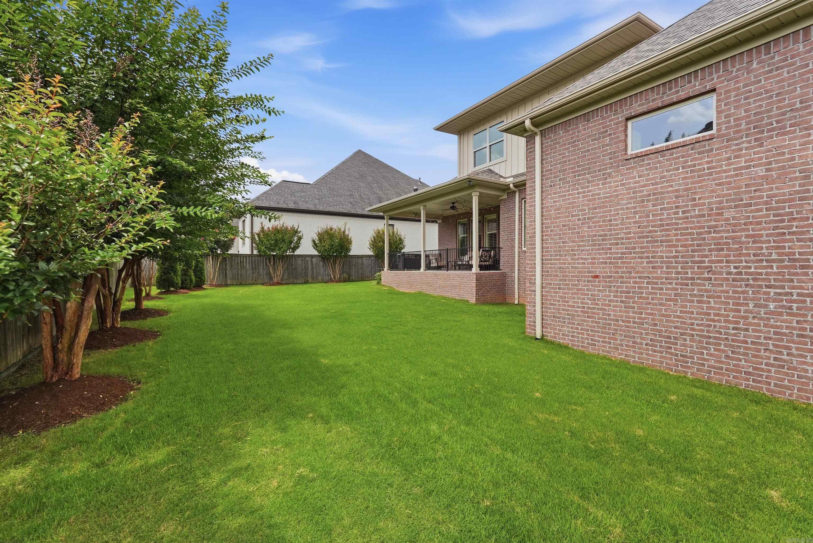 CHENAL VALLEY "MIRAMAR PLACE" - Residential