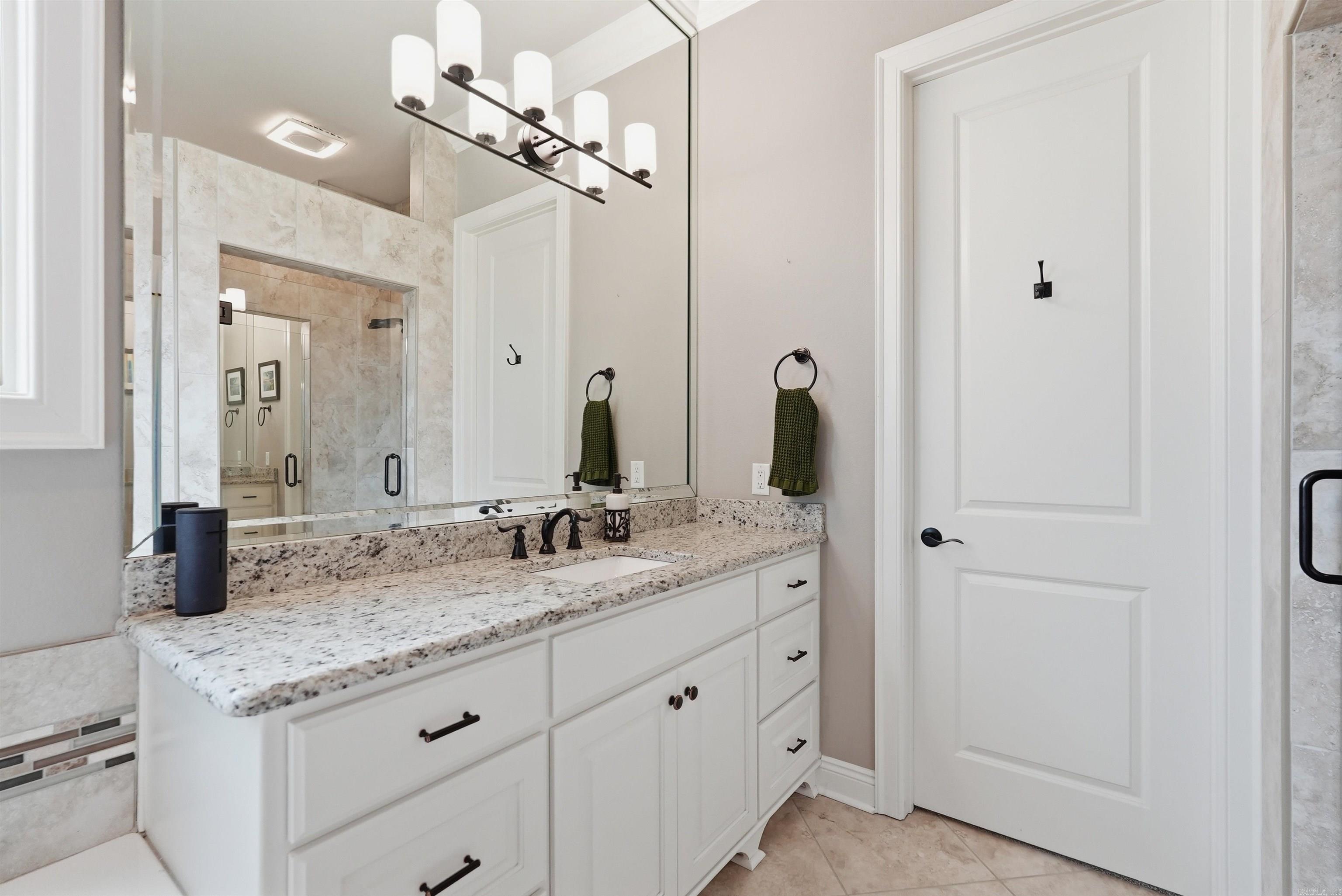 CHENAL VALLEY "MIRAMAR PLACE" - Residential