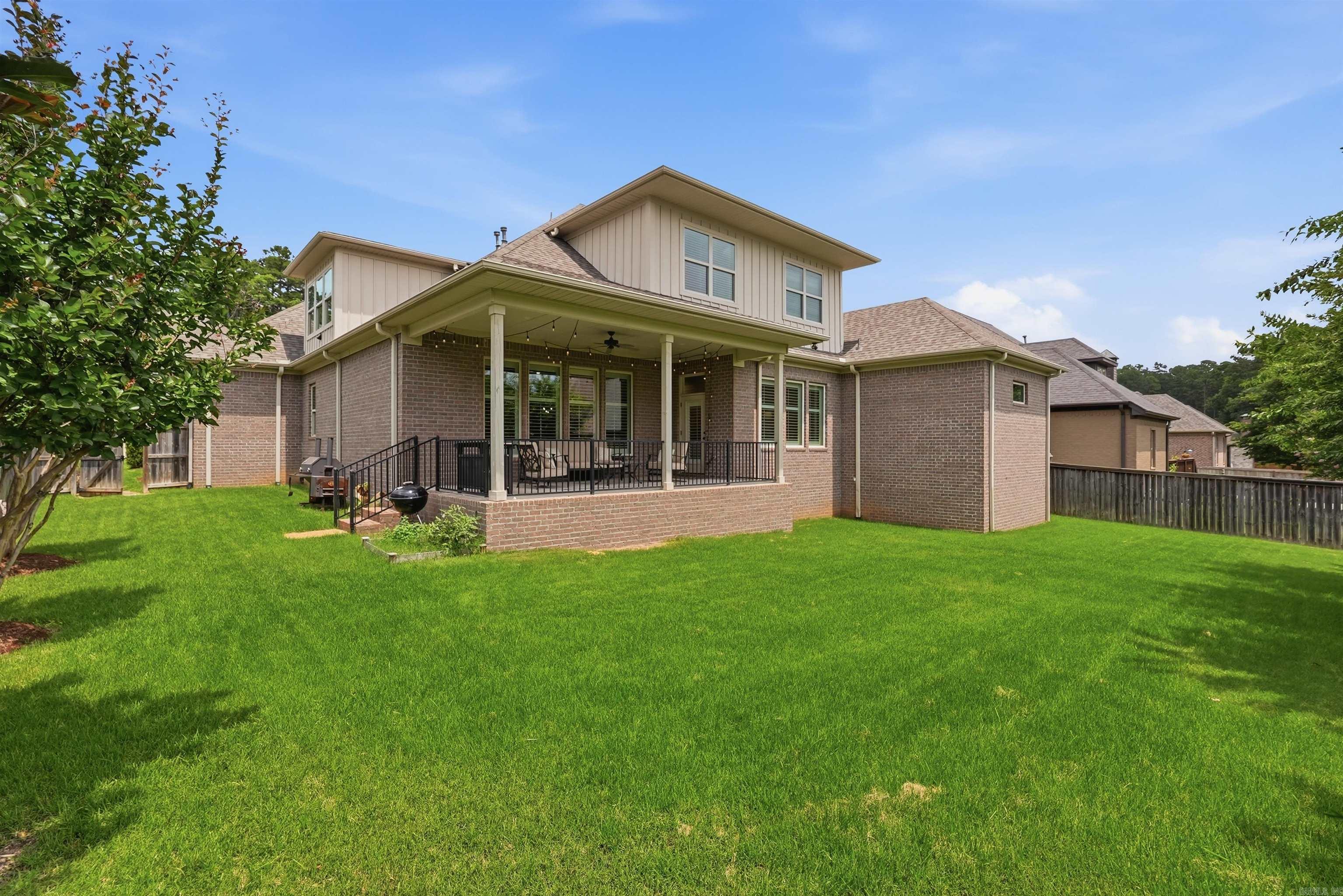 CHENAL VALLEY "MIRAMAR PLACE" - Residential