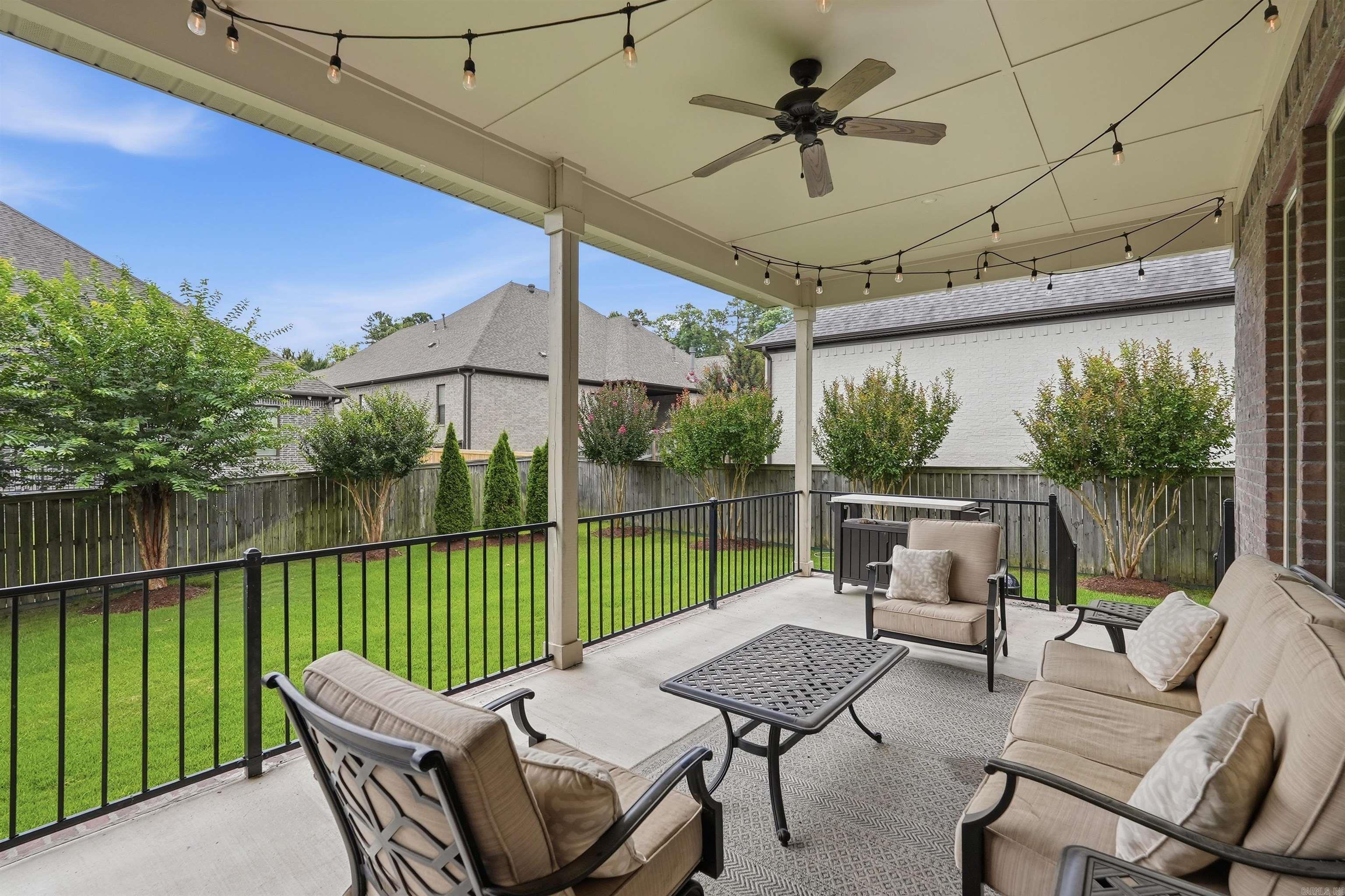 CHENAL VALLEY "MIRAMAR PLACE" - Residential