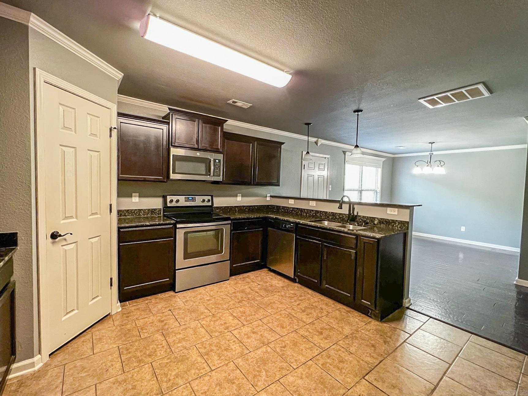 Southern Comfort Estates - Residential Lease