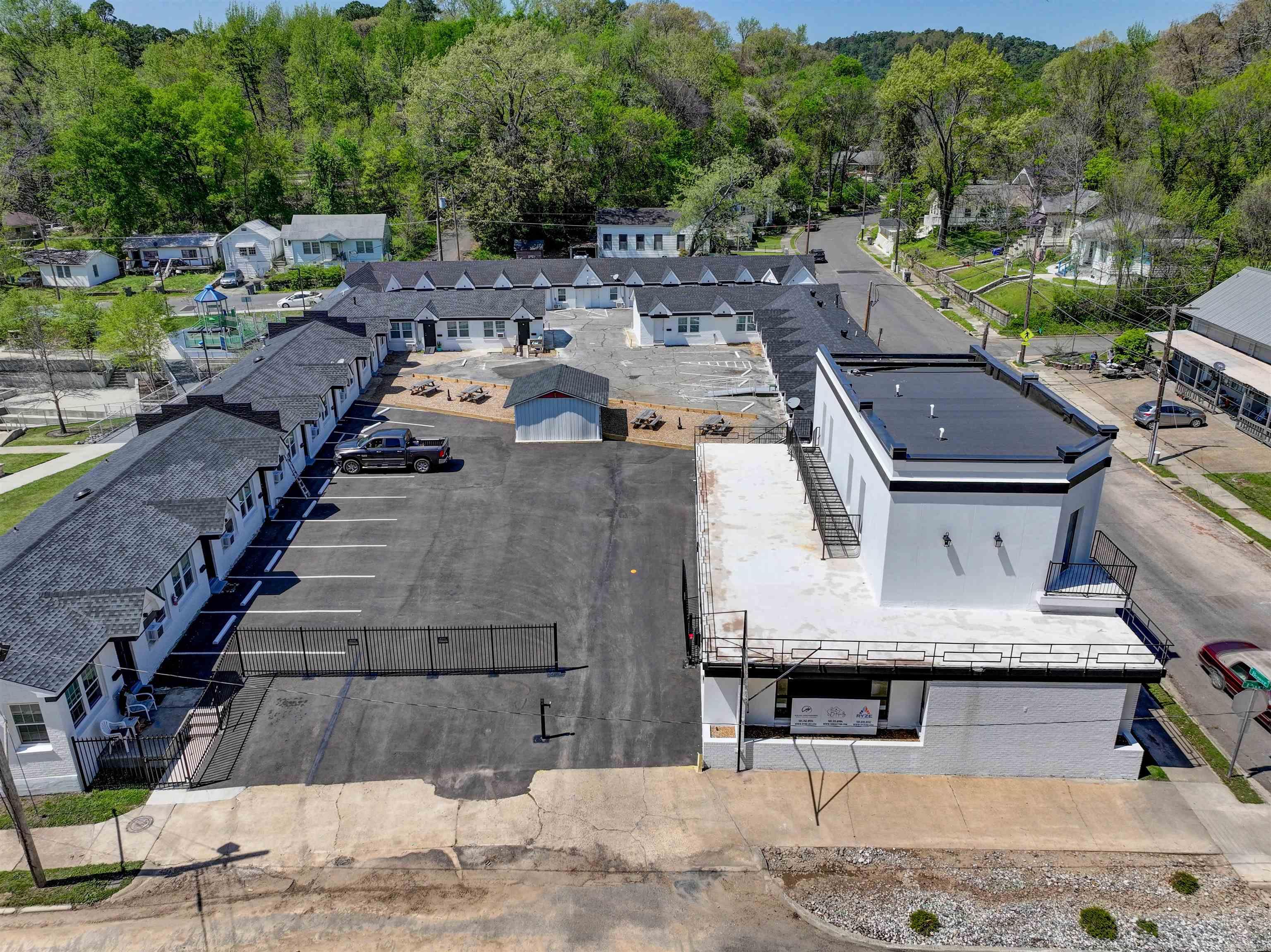 HSR BLK - Residential Income