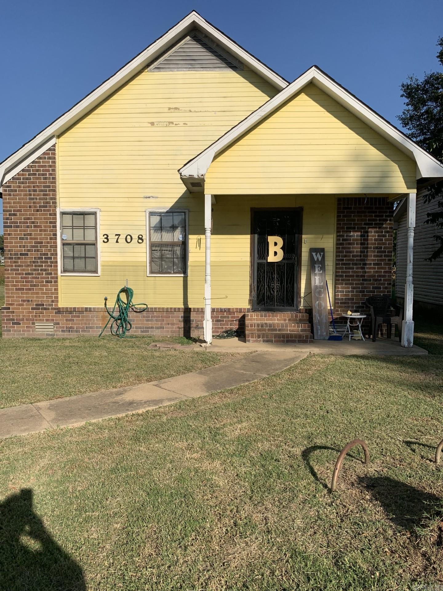 This is an all electric house. The seller is giving a five thousand dollar allowance for repairs/ flooring. Brand new roof installed in 2023. A/c serviced in 2023. Come check out this property located close to wonderful restaurants. This is a three bedroom, one bath home that has a nice size yard. This home has a bonus room upstairs that can be used for whatever your wish is.