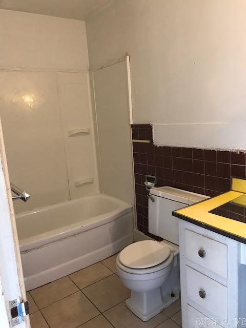 RANCH ESTATE - Residential