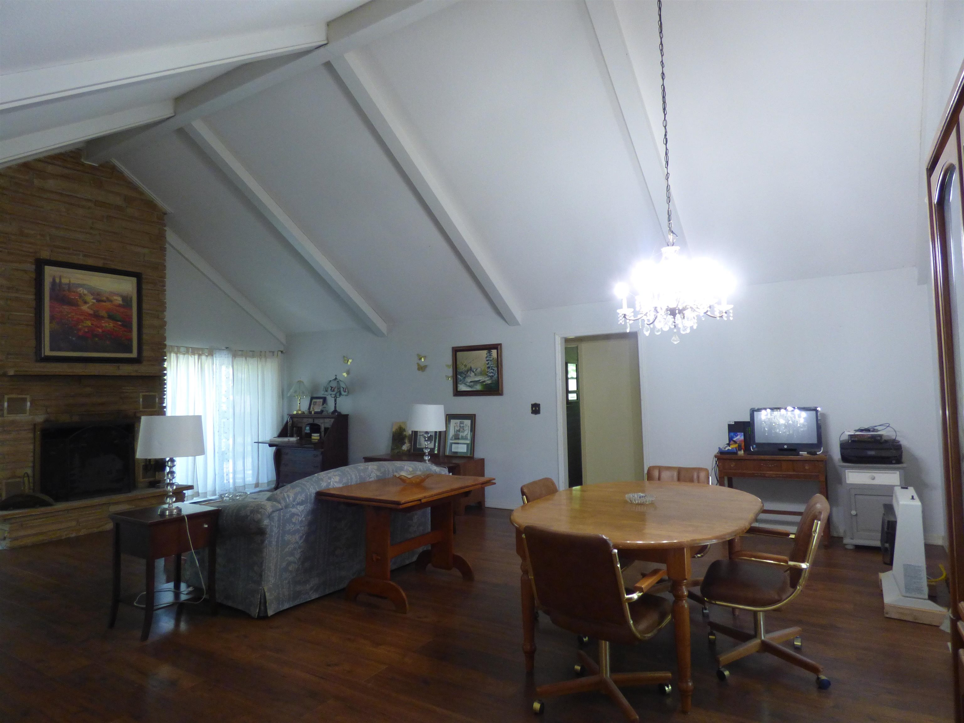 CROWN ADDITION - Residential