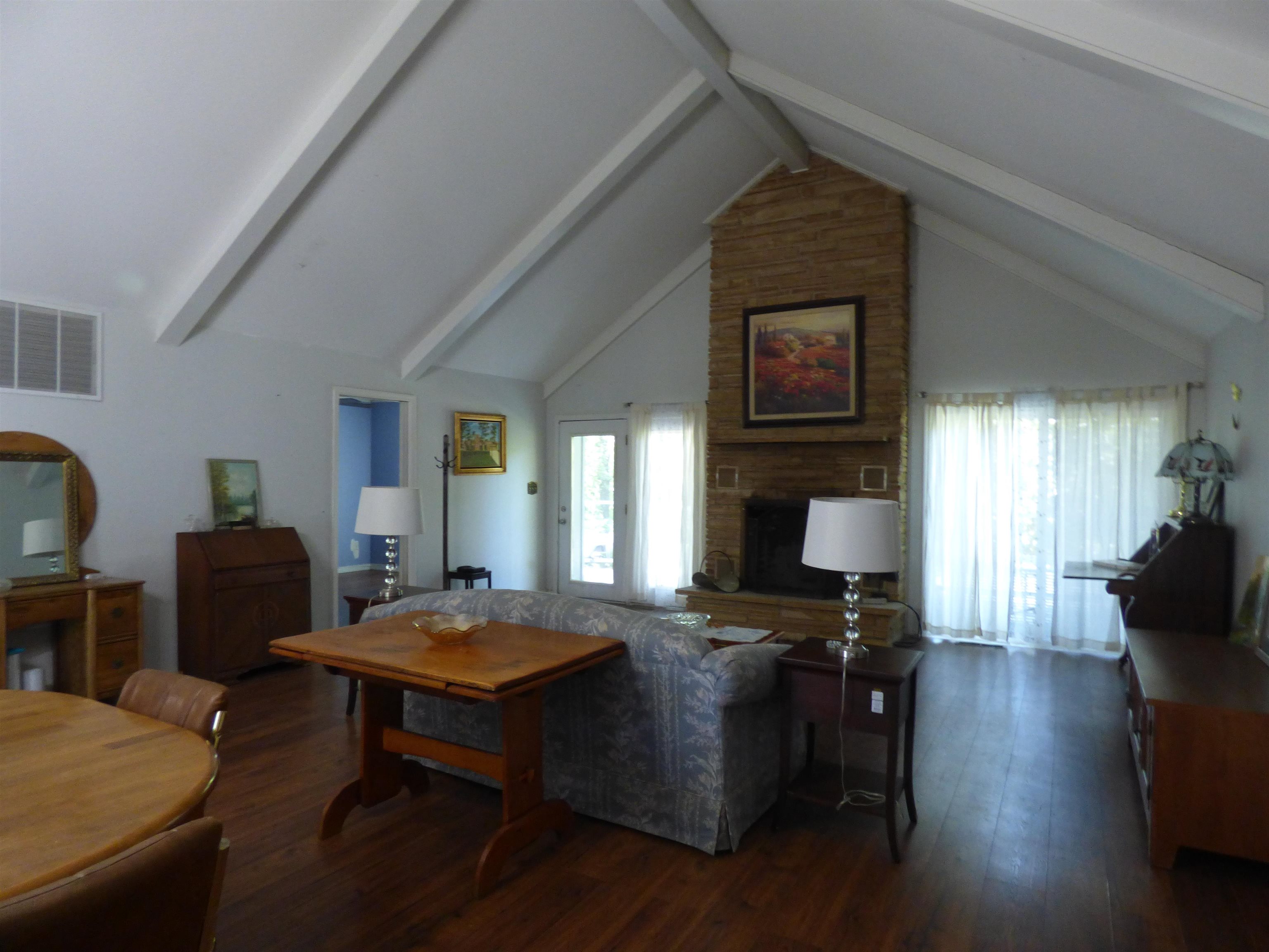CROWN ADDITION - Residential