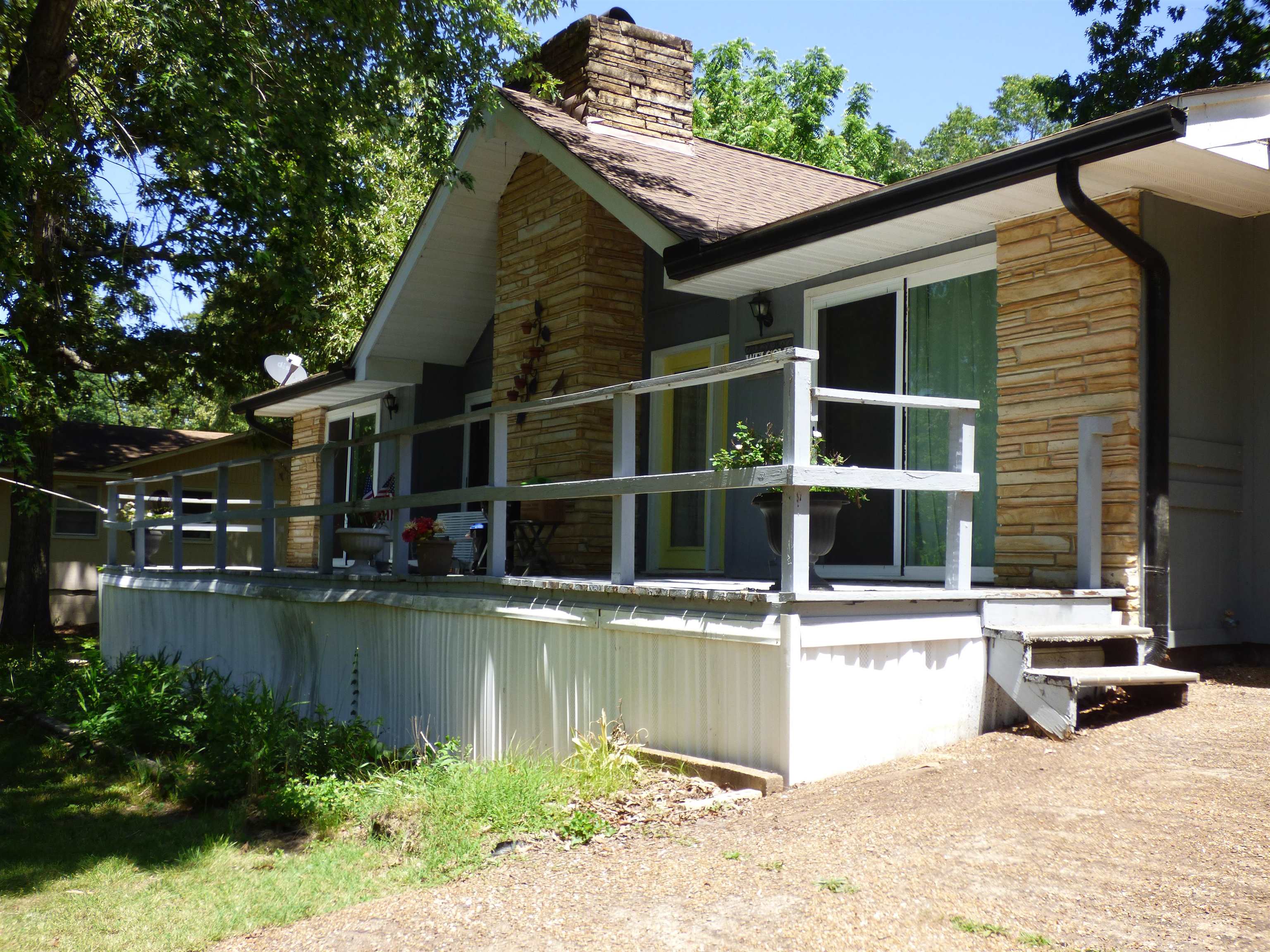 CROWN ADDITION - Residential