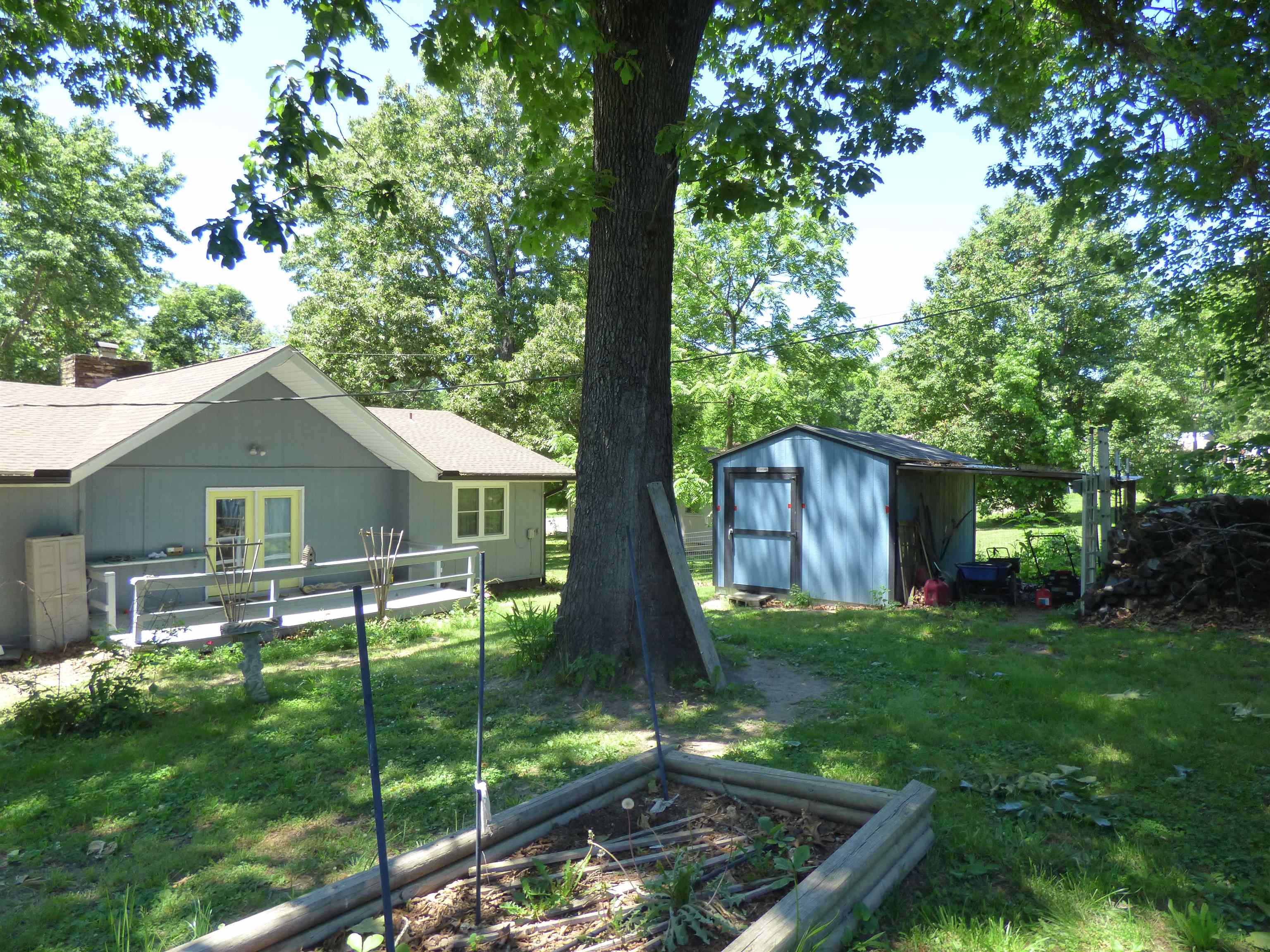 CROWN ADDITION - Residential