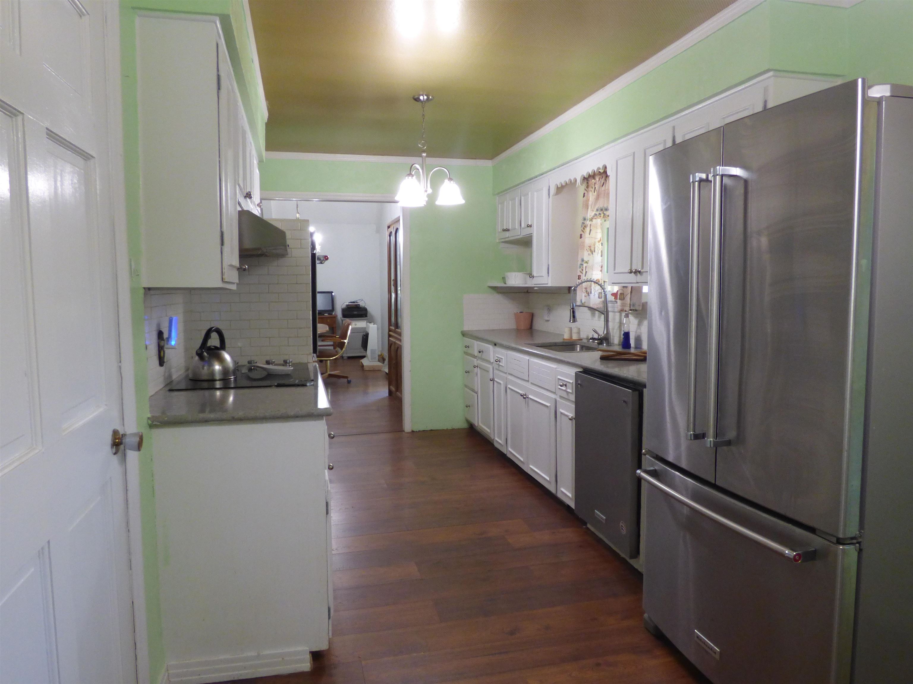 CROWN ADDITION - Residential