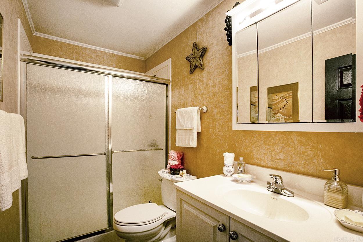 KIMBERLY MANOR ADDN - Residential
