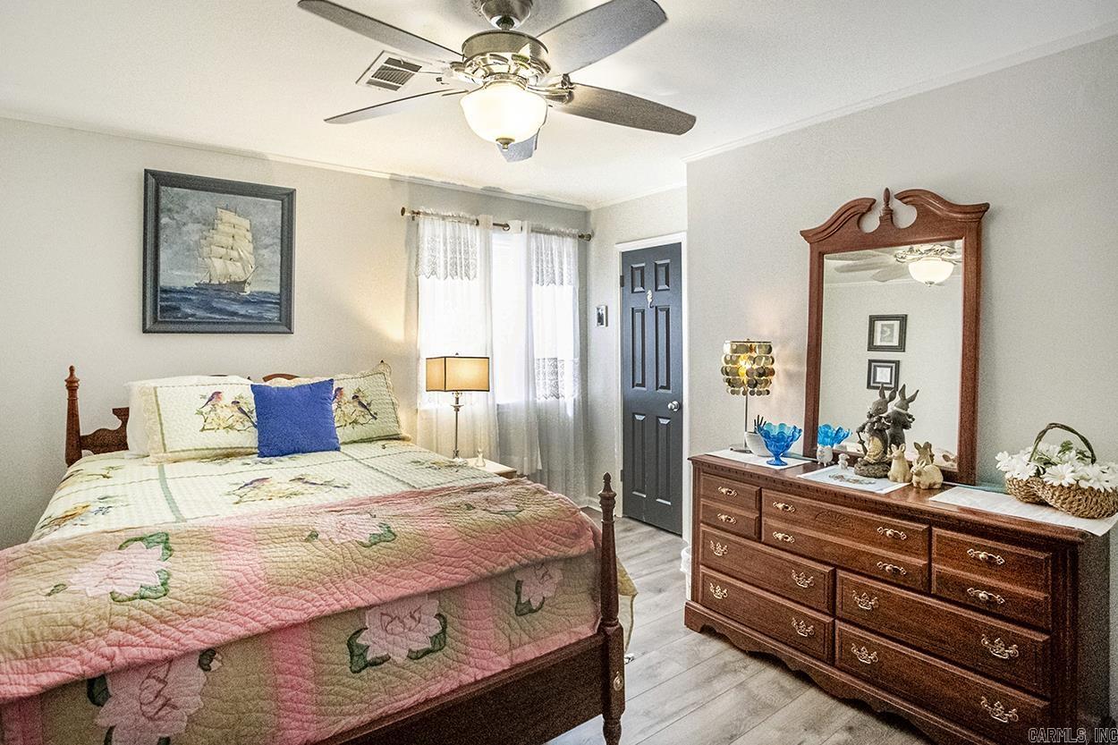 KIMBERLY MANOR ADDN - Residential