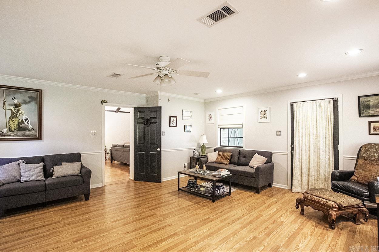 KIMBERLY MANOR ADDN - Residential