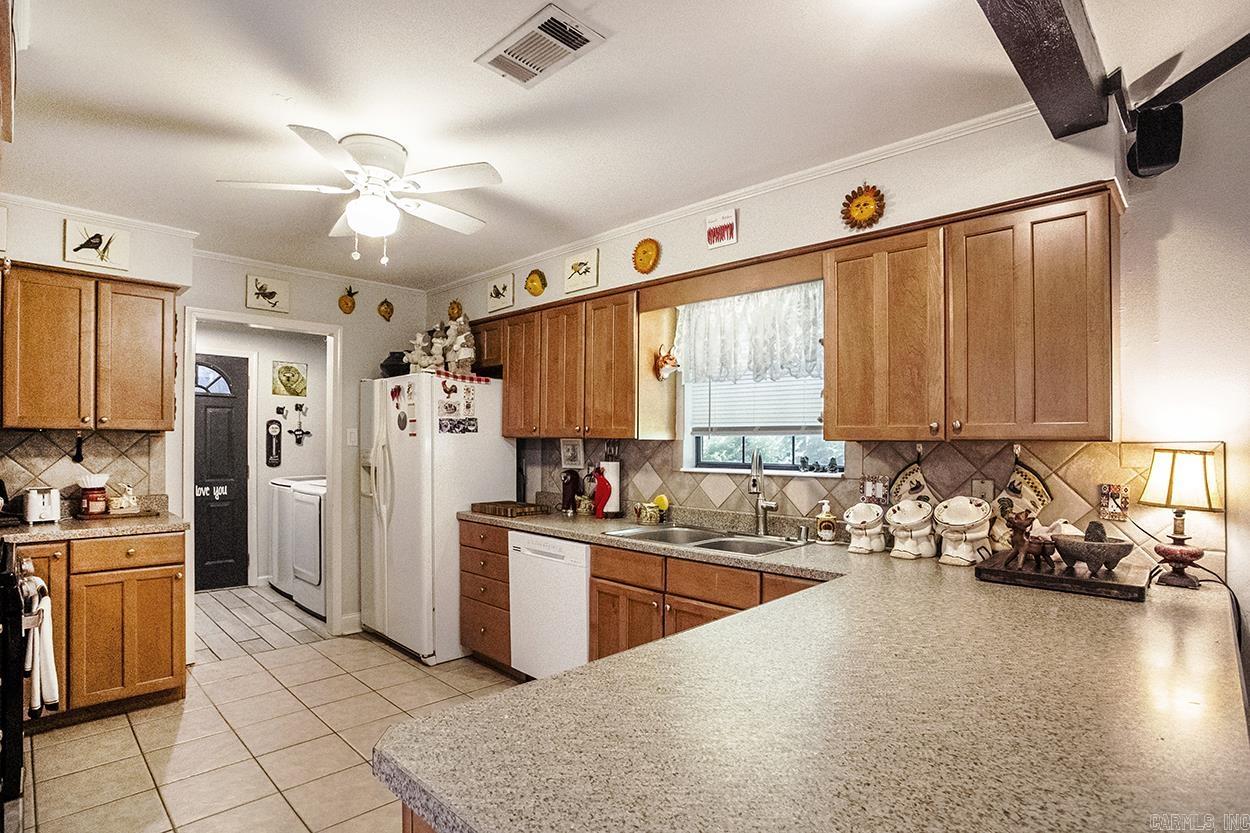 KIMBERLY MANOR ADDN - Residential