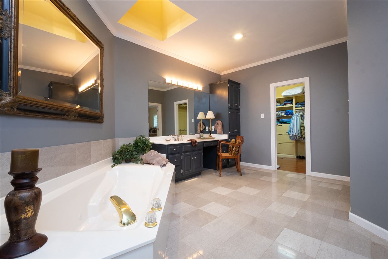 ST CHARLES ADDN - Residential